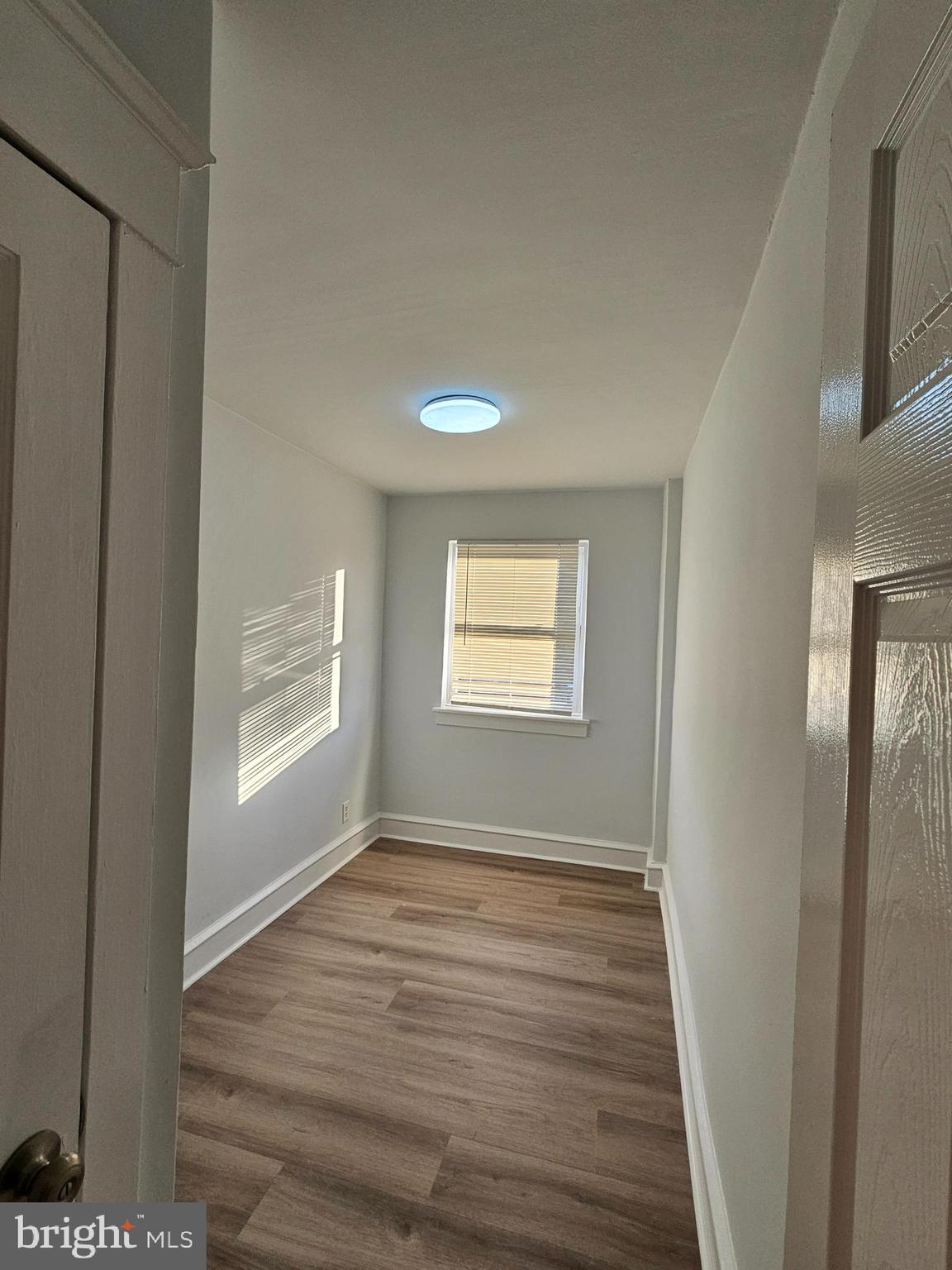 OXFORD CIRCLE - Residential