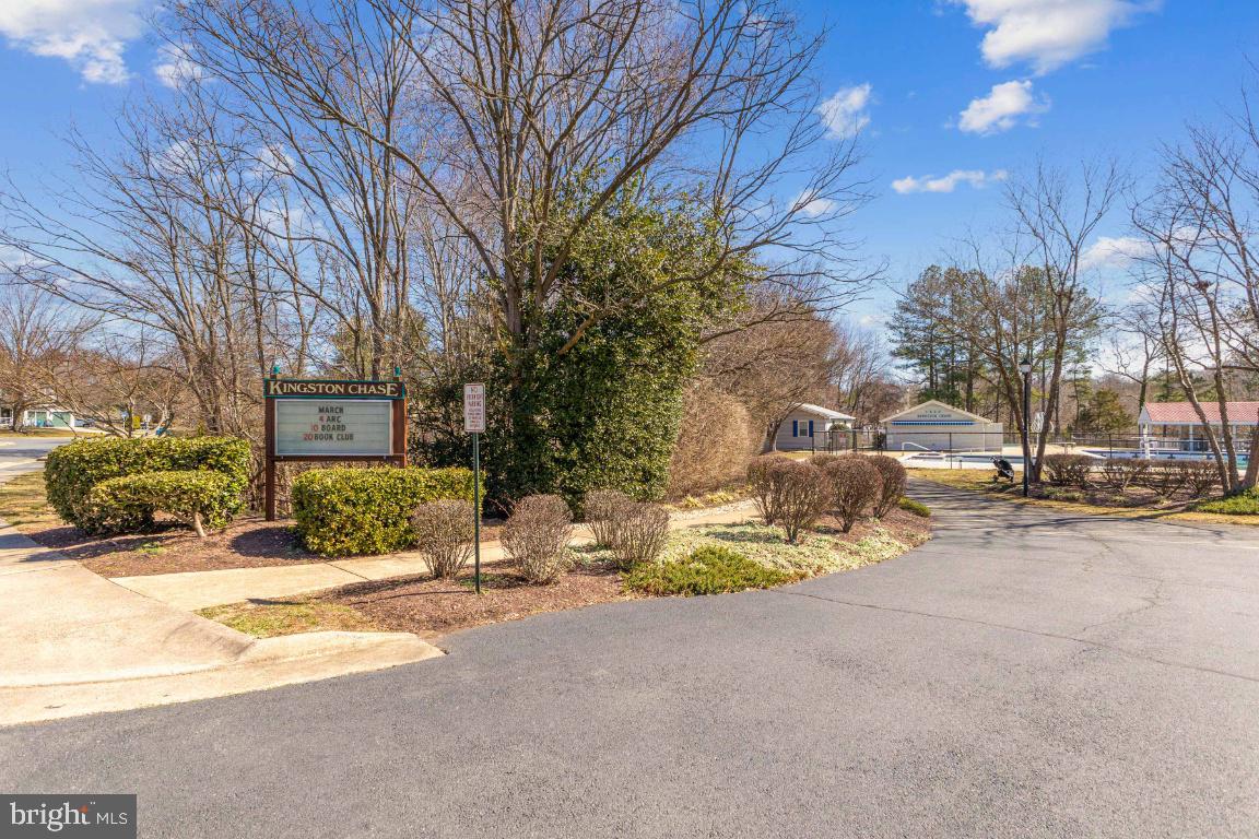 KINGSTON CHASE - Residential