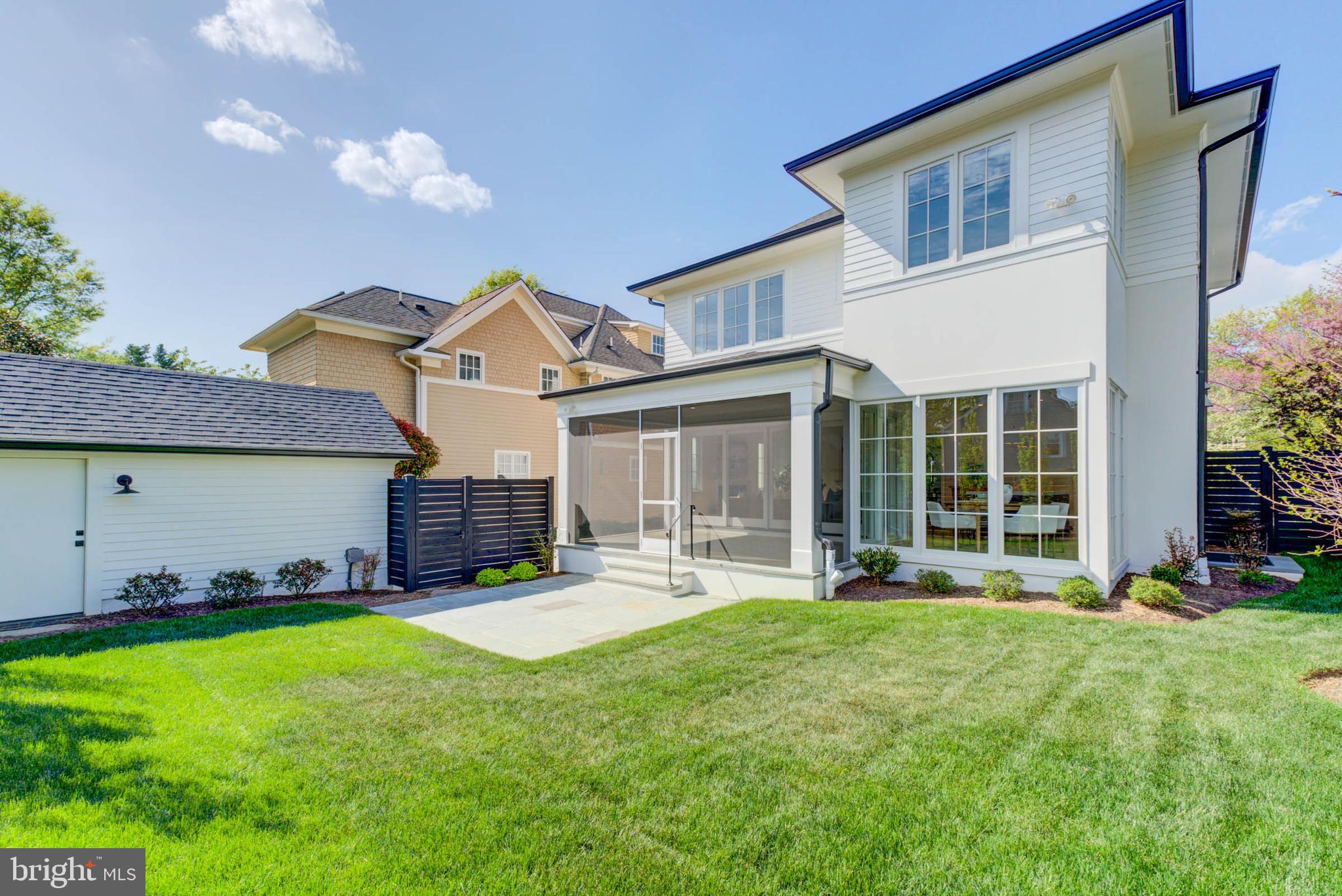 CHEVY CHASE - Residential