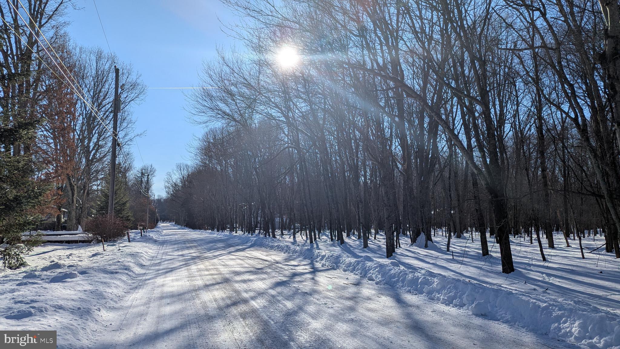 TOWAMENSING TRAILS - Residential