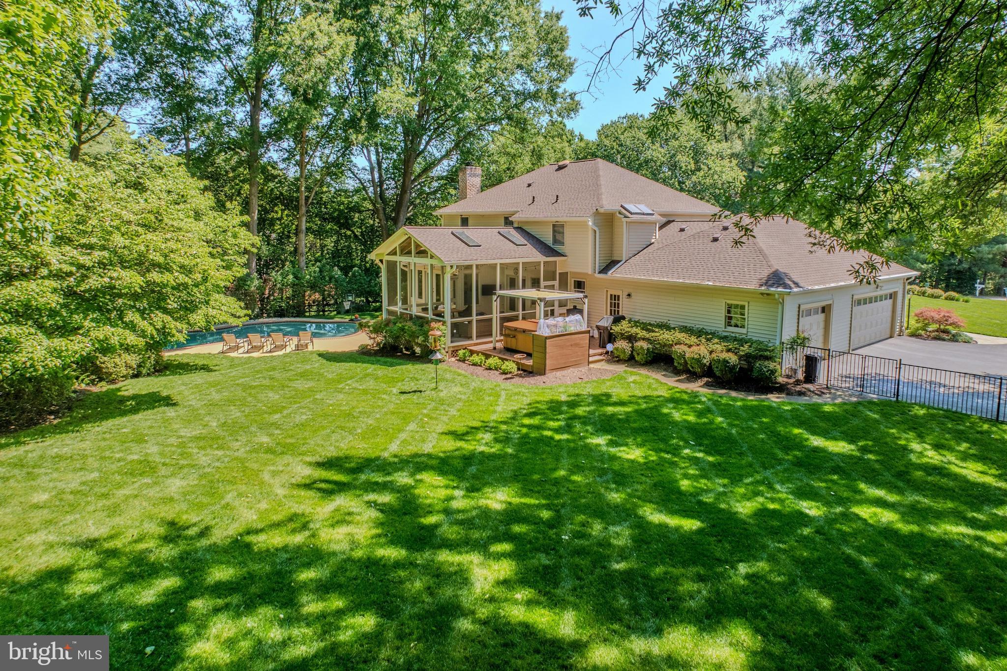 BERRYLAND FARM - Residential