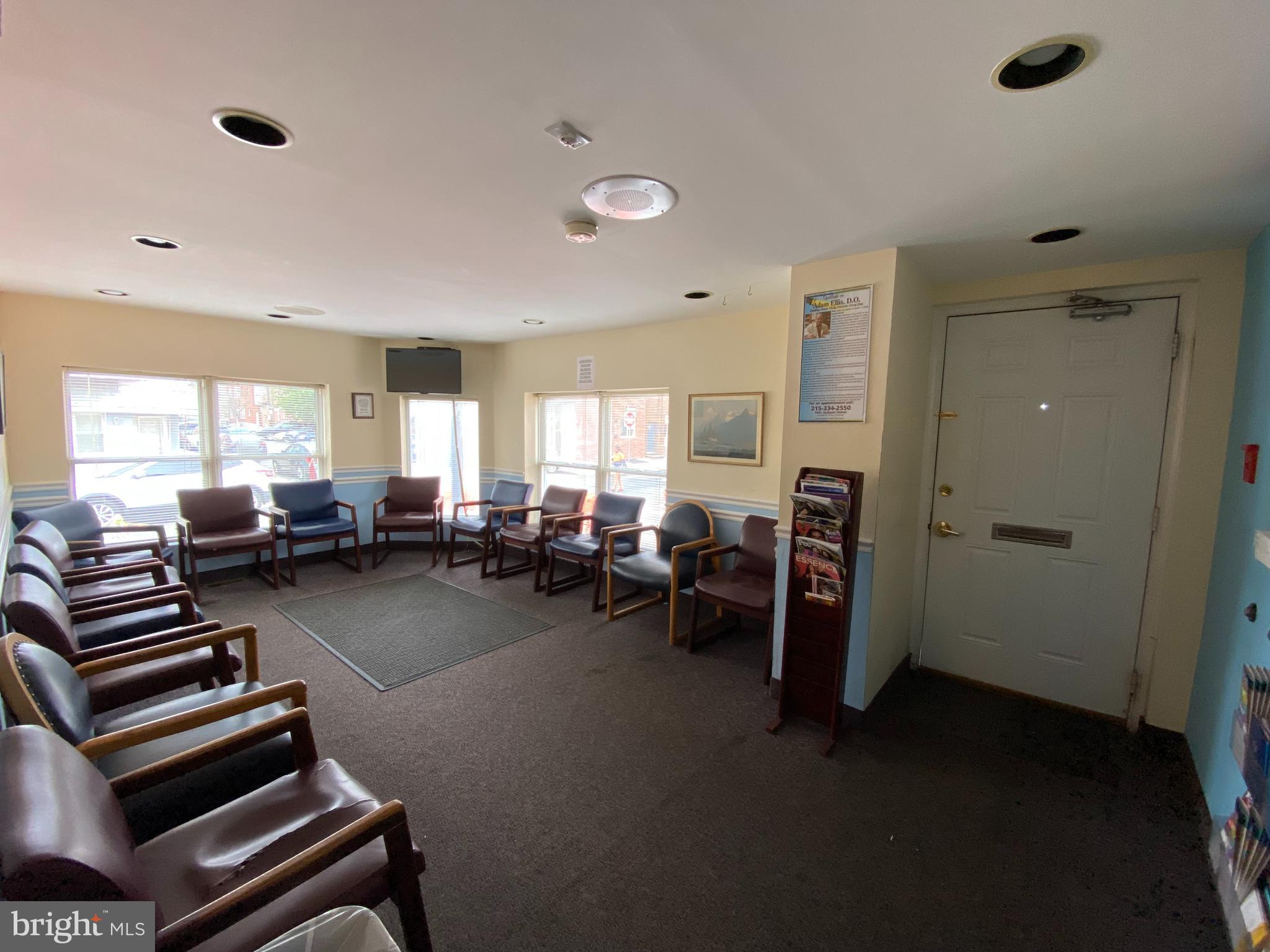PHILADELPHIA (SOUTH) - Commercial Sale