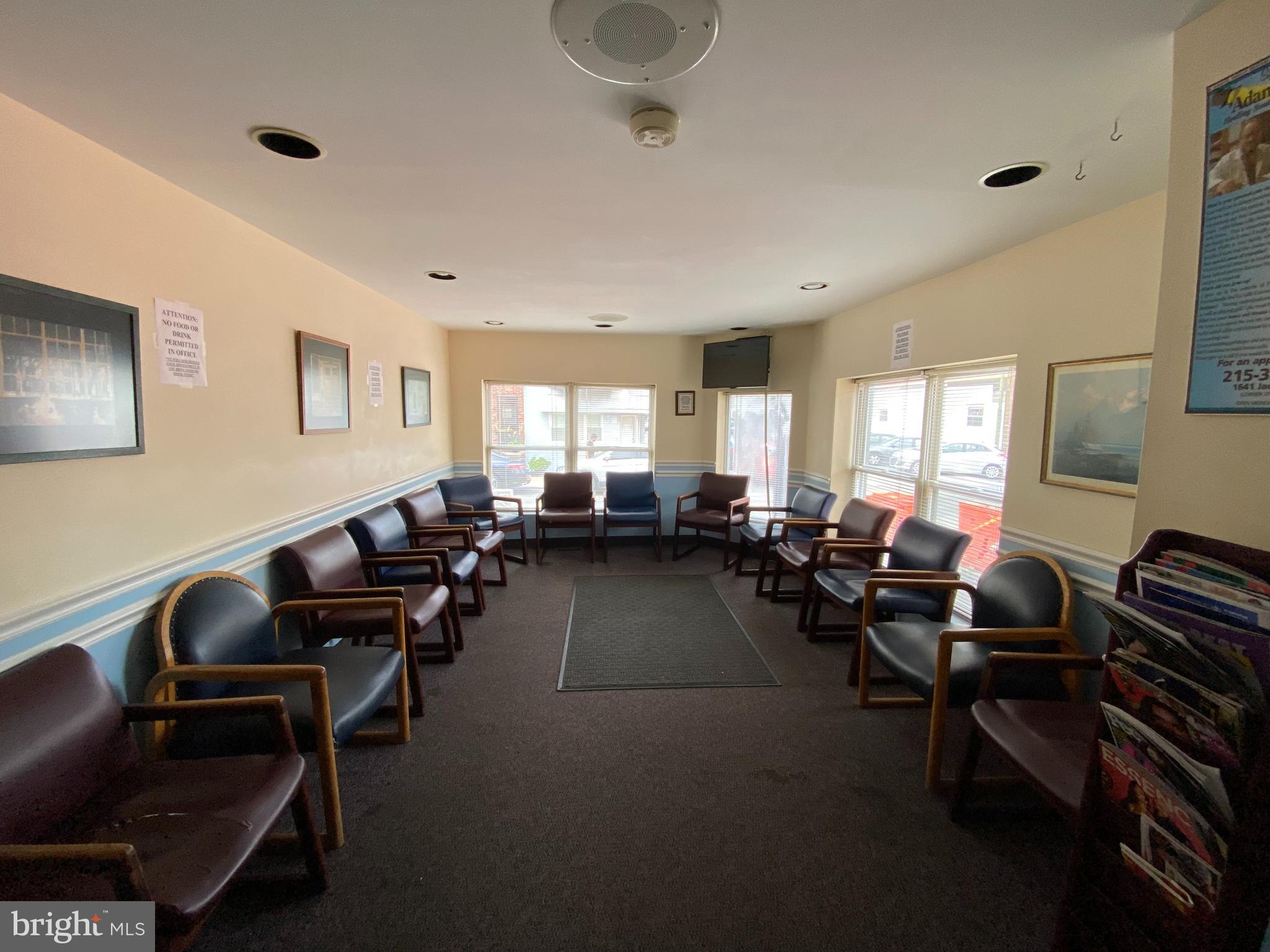 PHILADELPHIA (SOUTH) - Commercial Sale