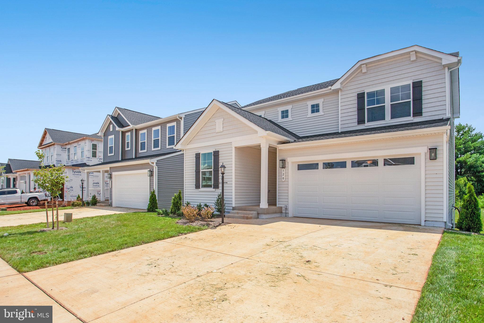 SEASONS AT ROUND MILL MEADOWS - Residential