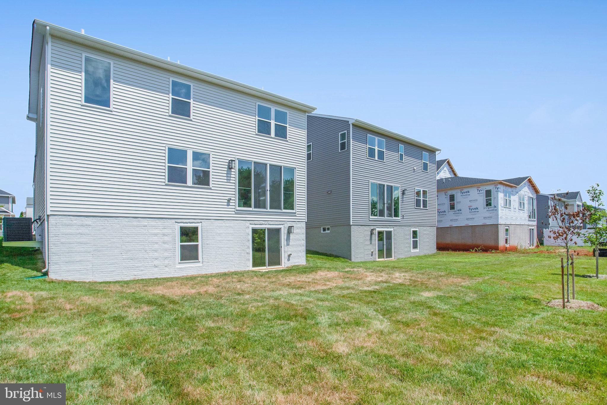 SEASONS AT ROUND MILL MEADOWS - Residential