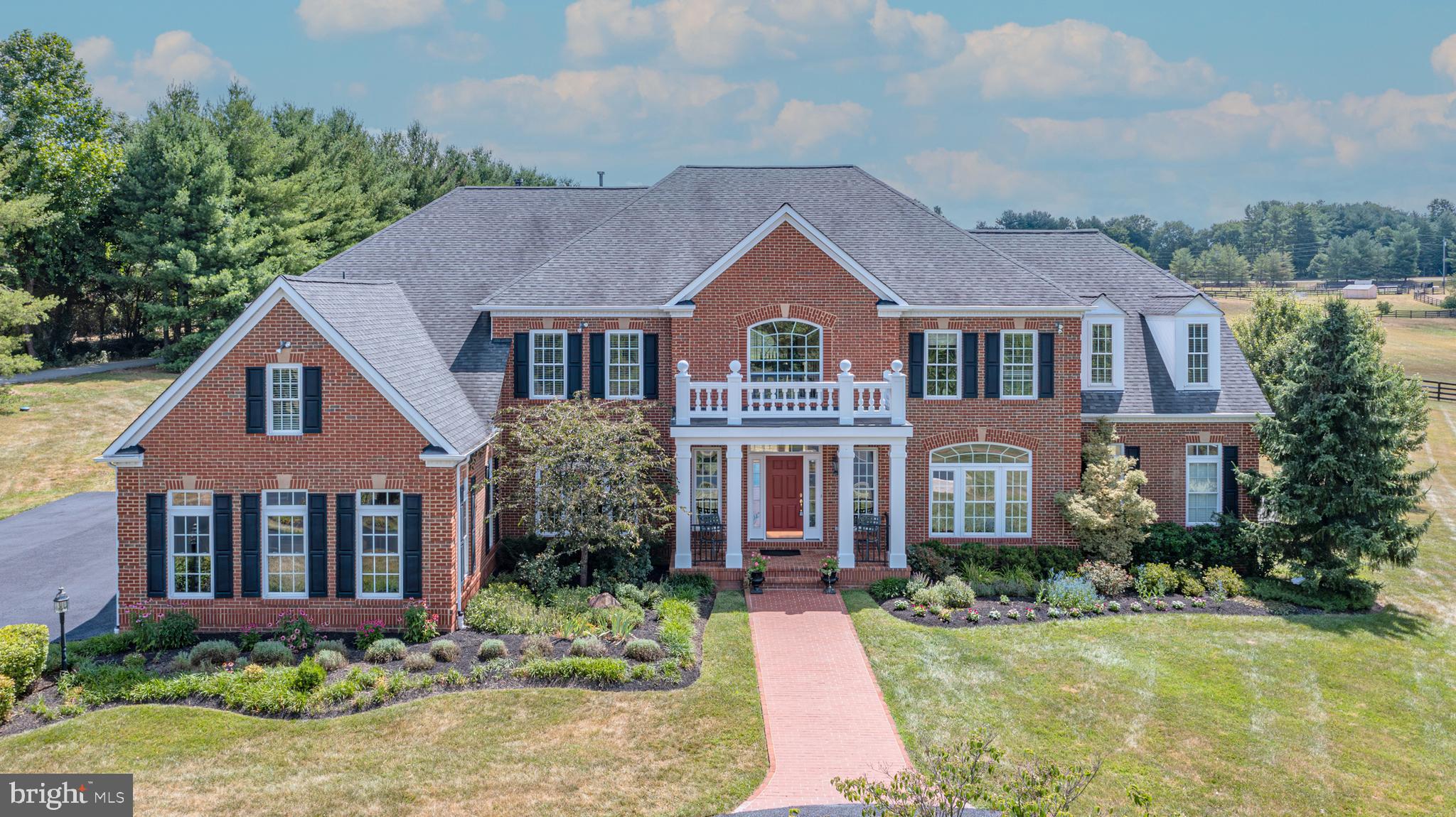 WOODBURN - Residential