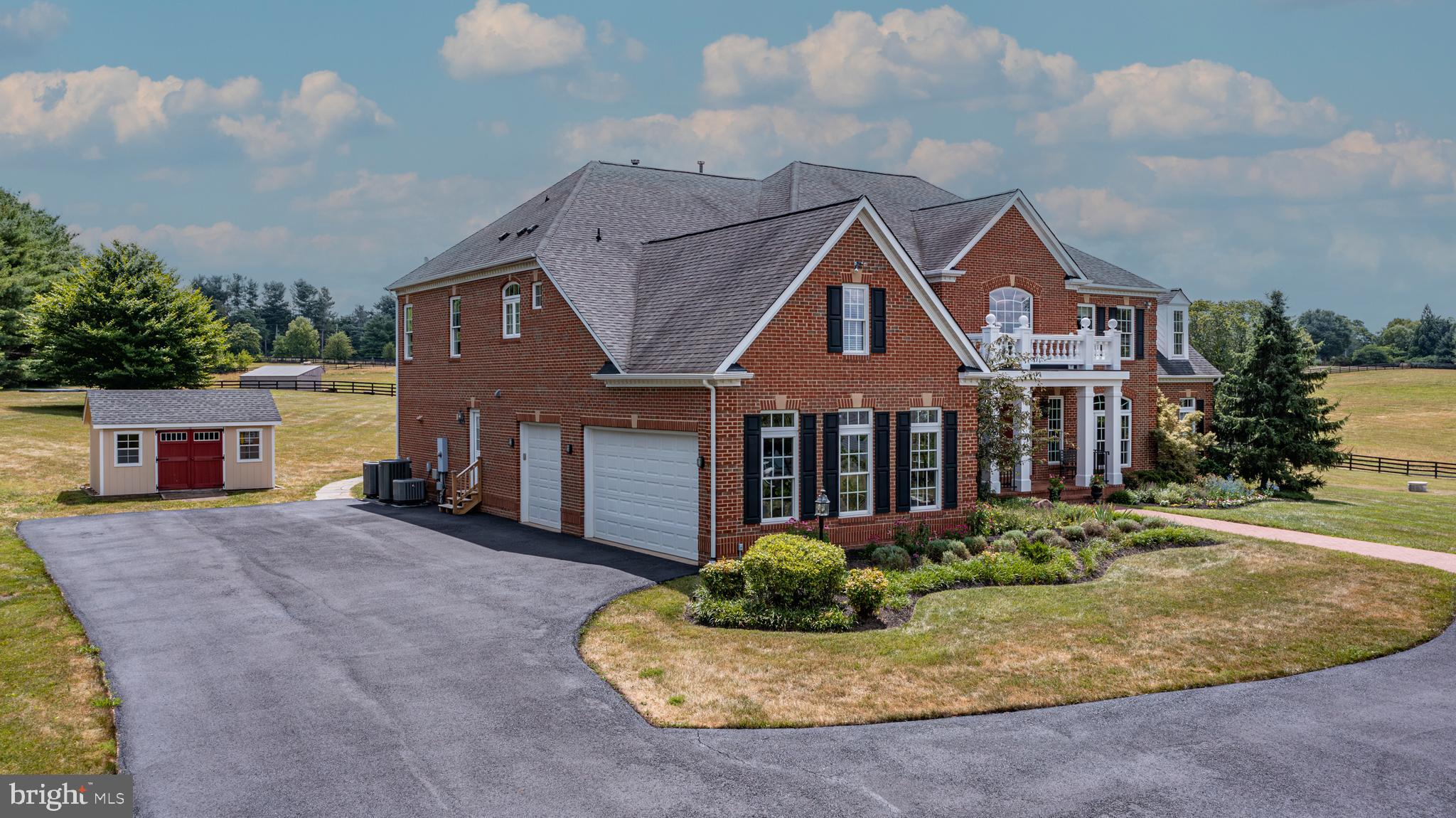 WOODBURN - Residential