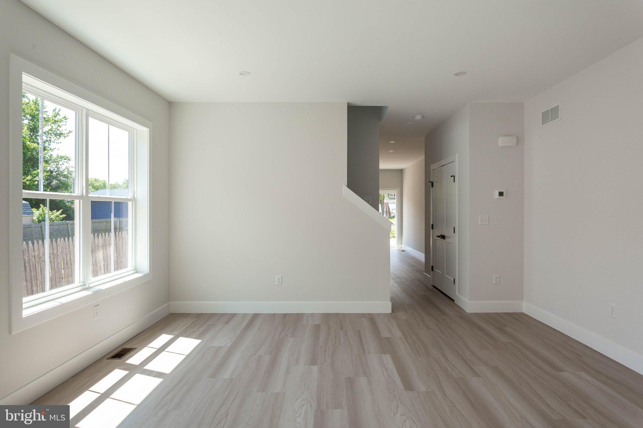 BUTTONWOOD - Residential
