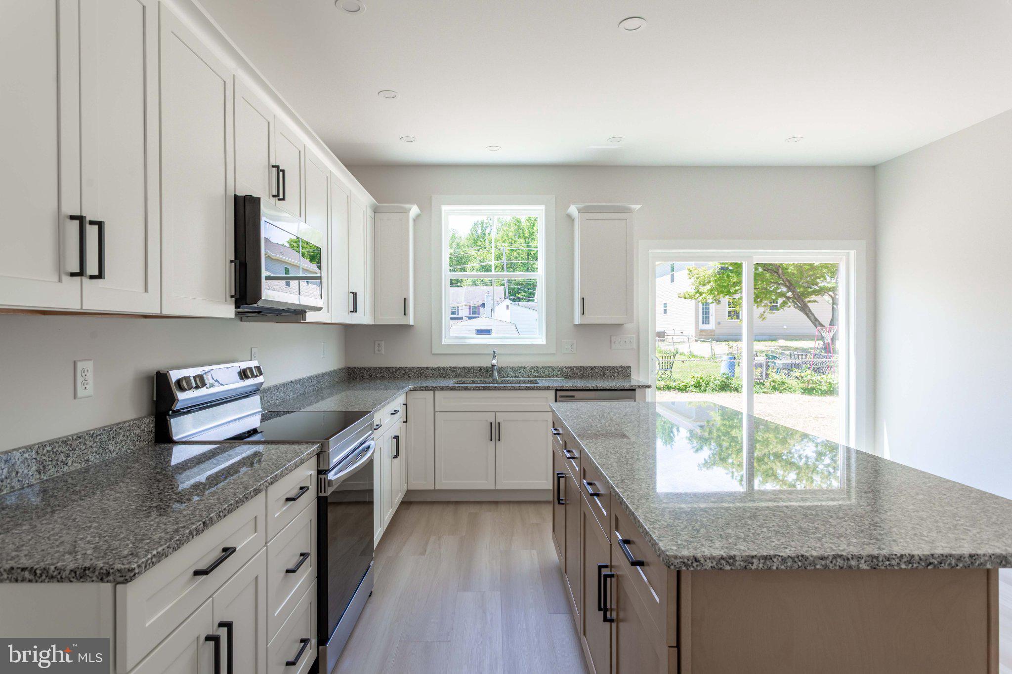 BUTTONWOOD - Residential
