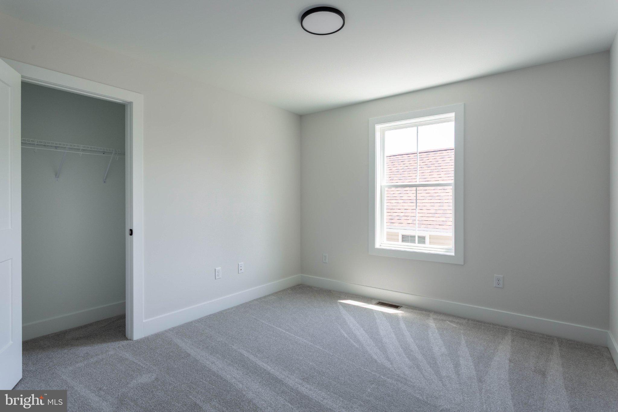 BUTTONWOOD - Residential