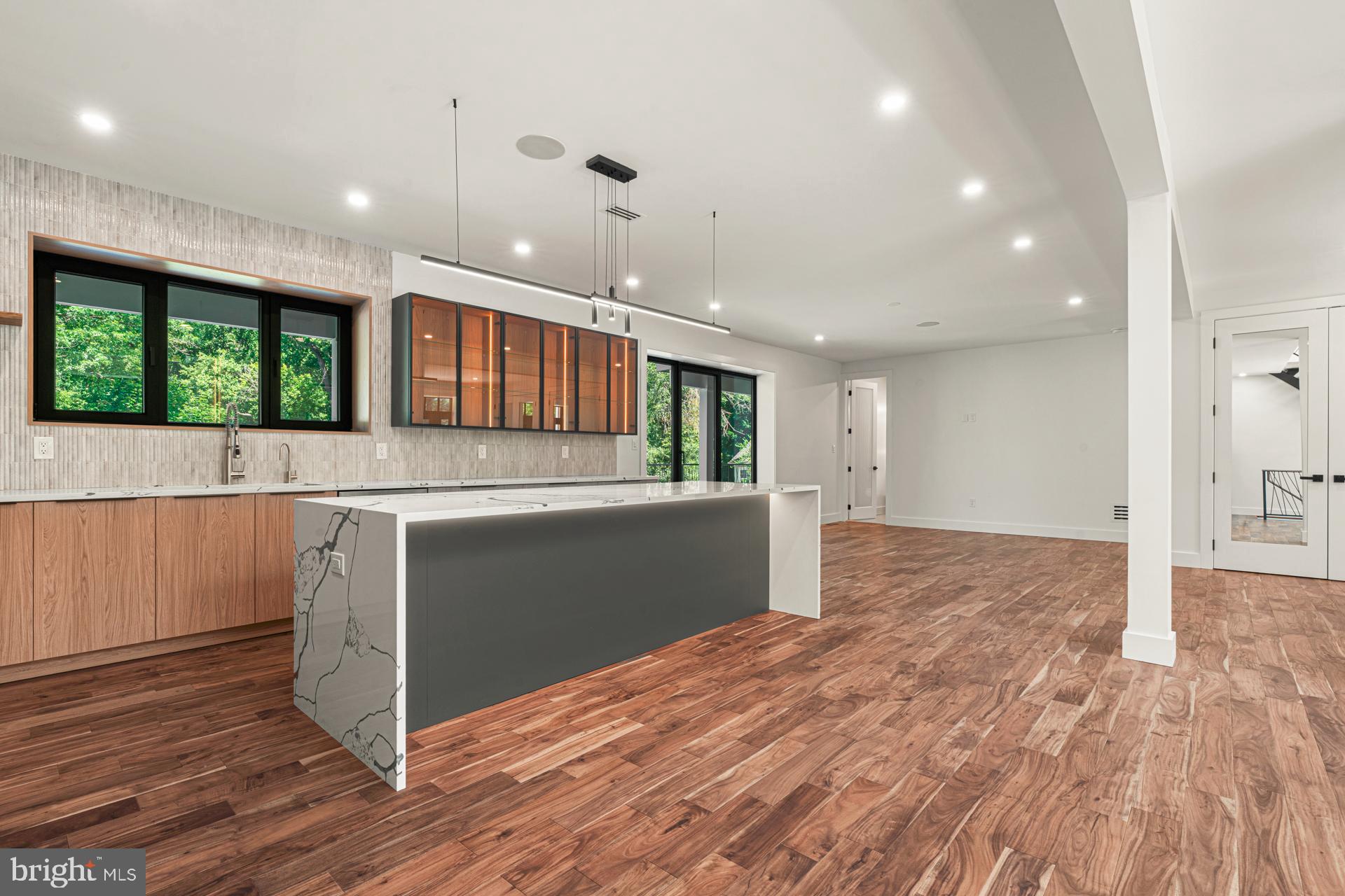 HUNTINGDON VALLEY - Residential