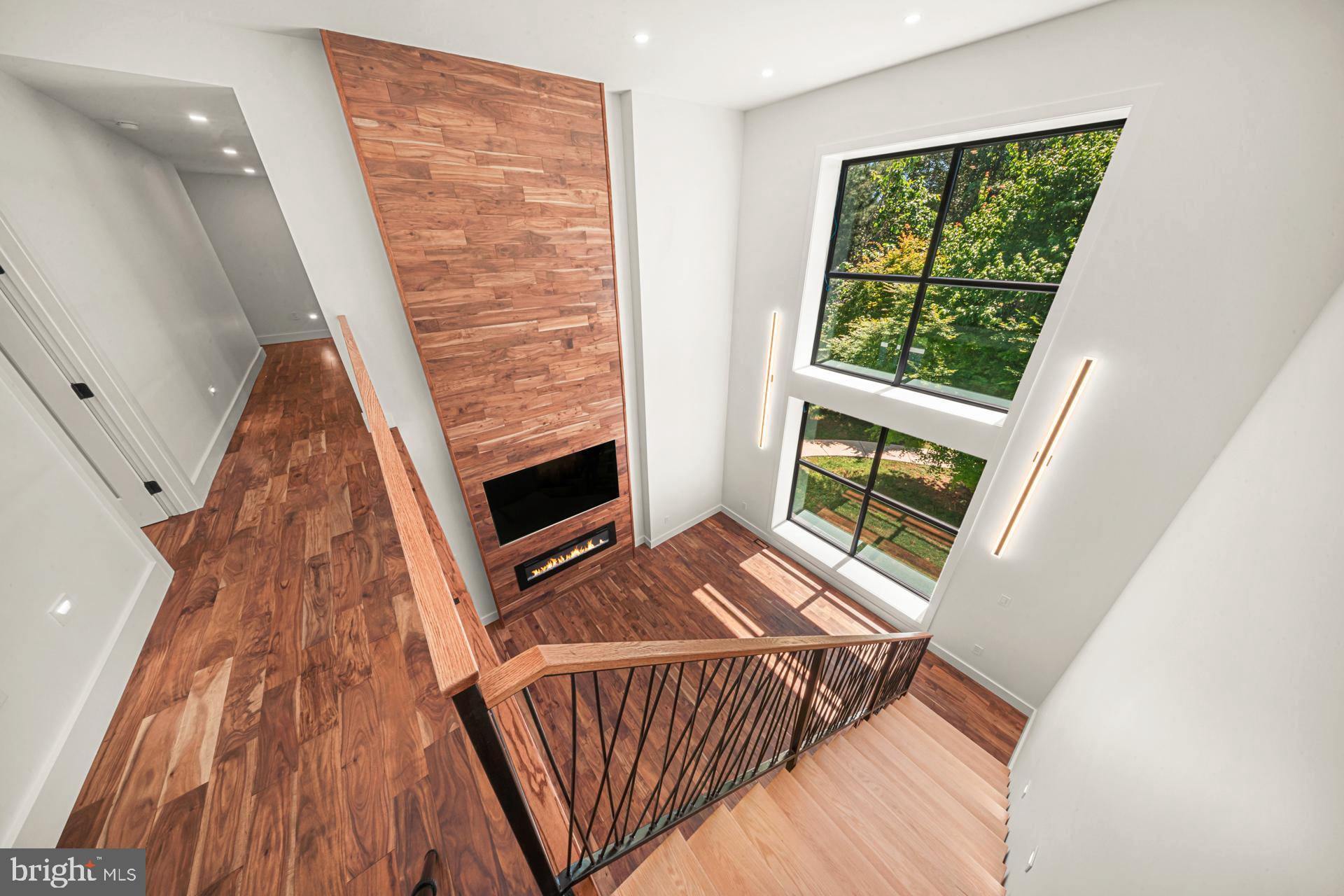 HUNTINGDON VALLEY - Residential