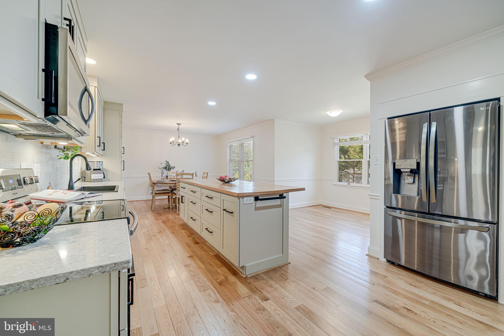 NEWPORT ESTATES - Residential