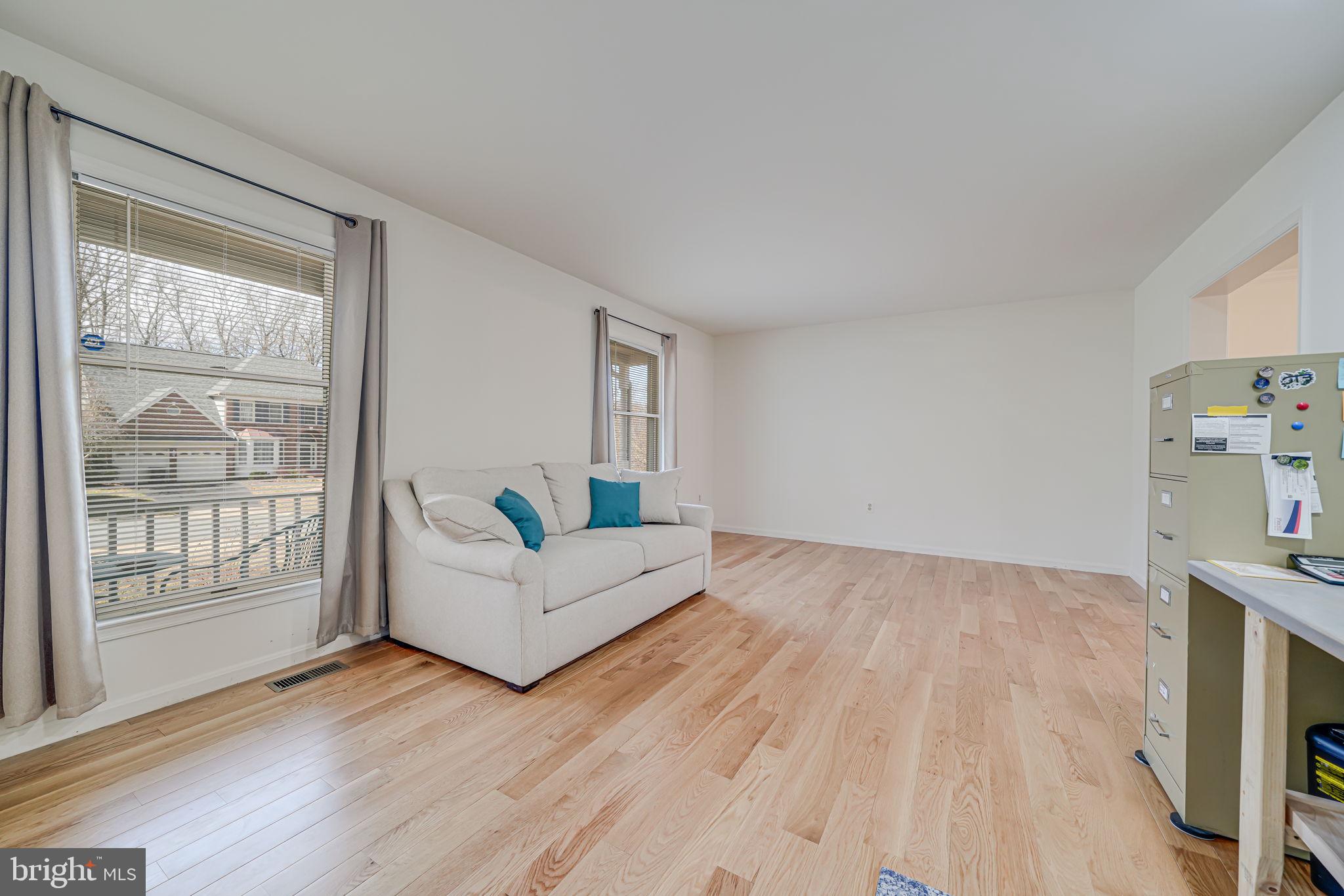 NEWPORT ESTATES - Residential