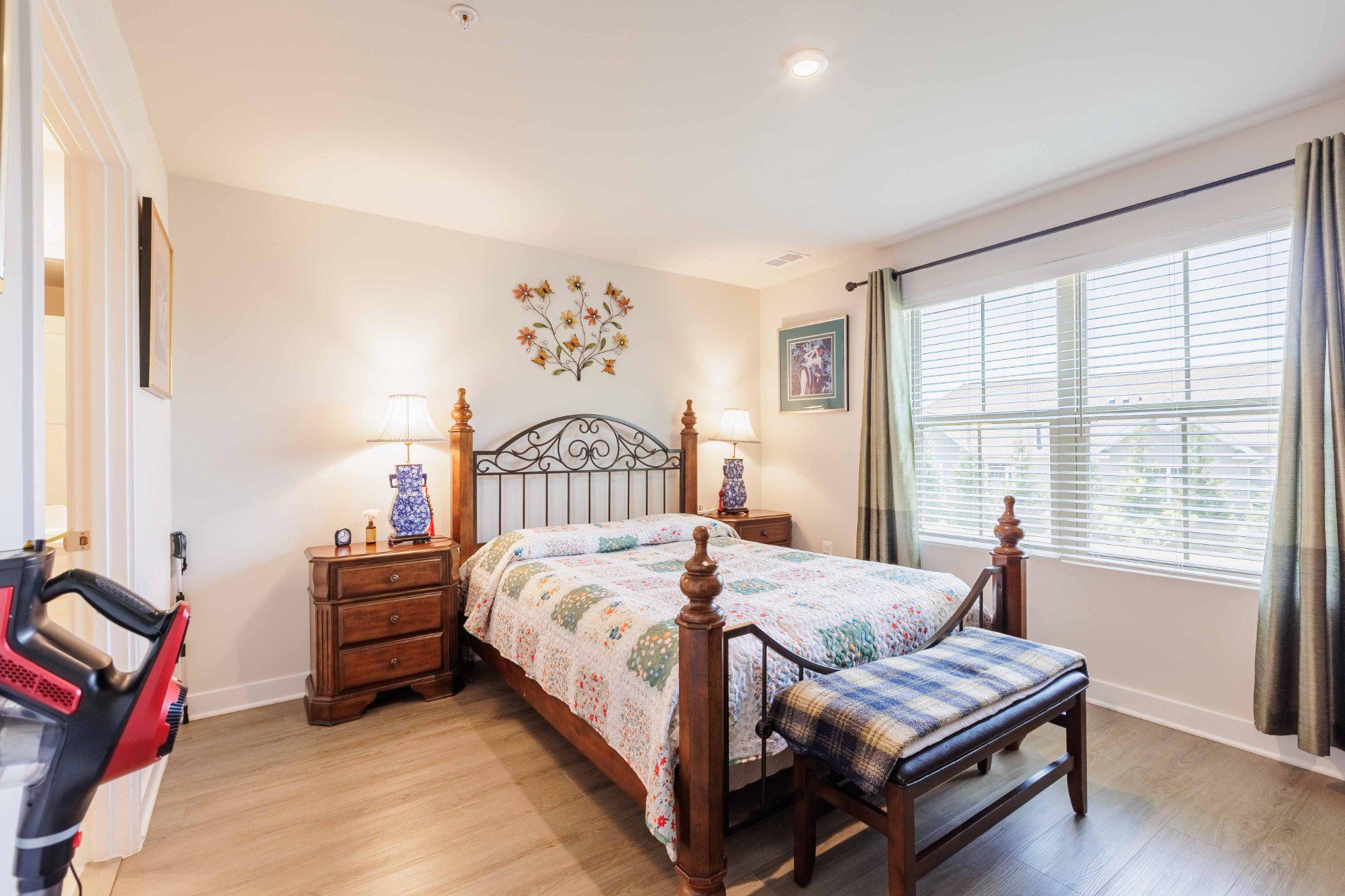 BLOOMFIELDS - Residential