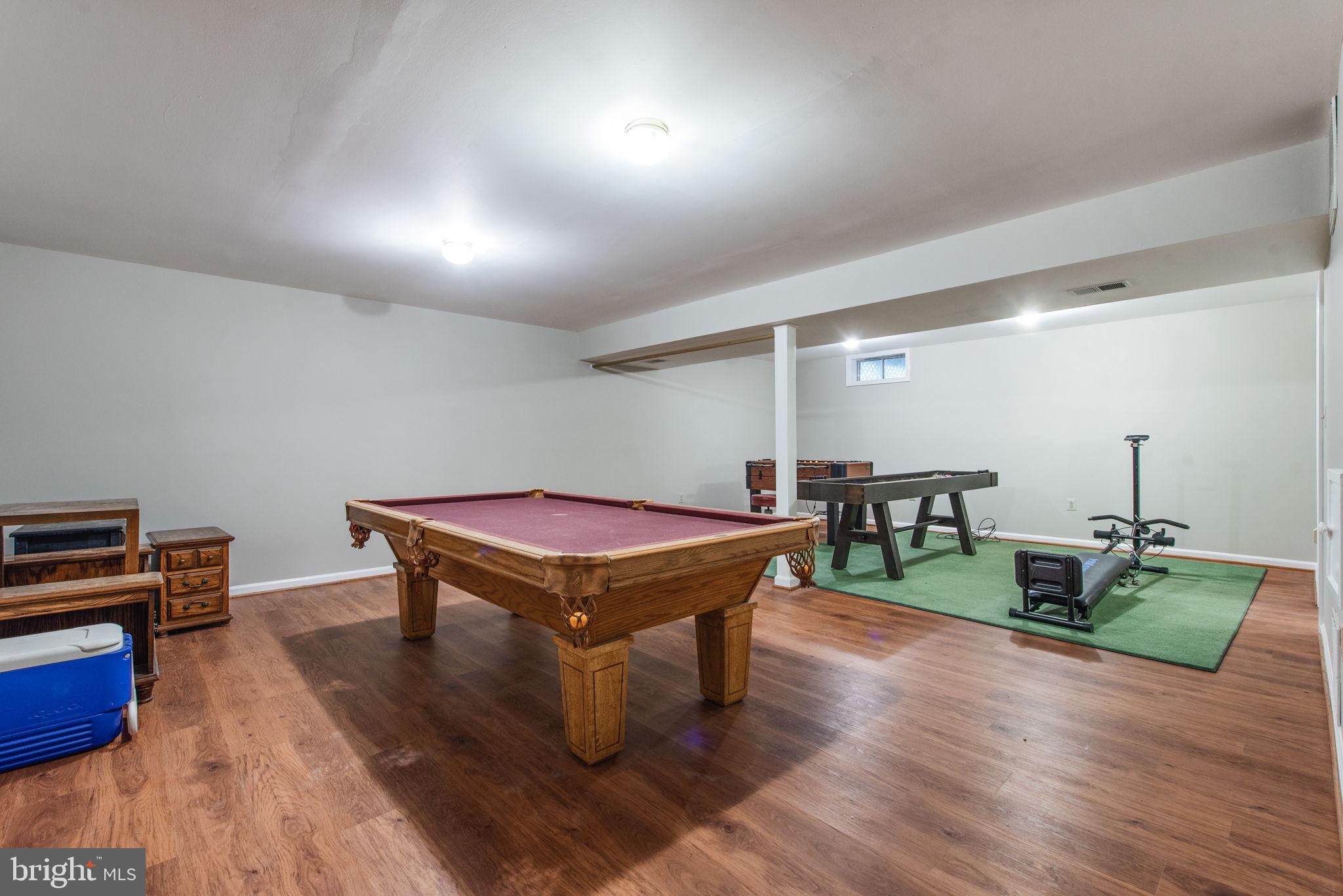 STRATFORD GLEN - Residential Lease