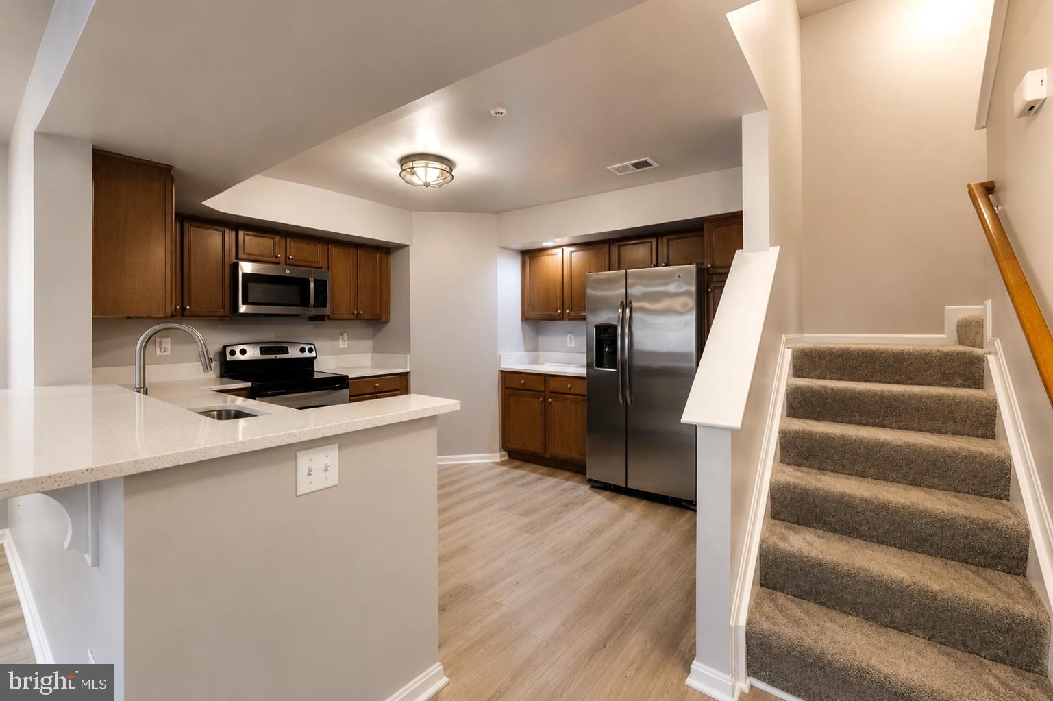 RESERVOIR RIDGE - Residential