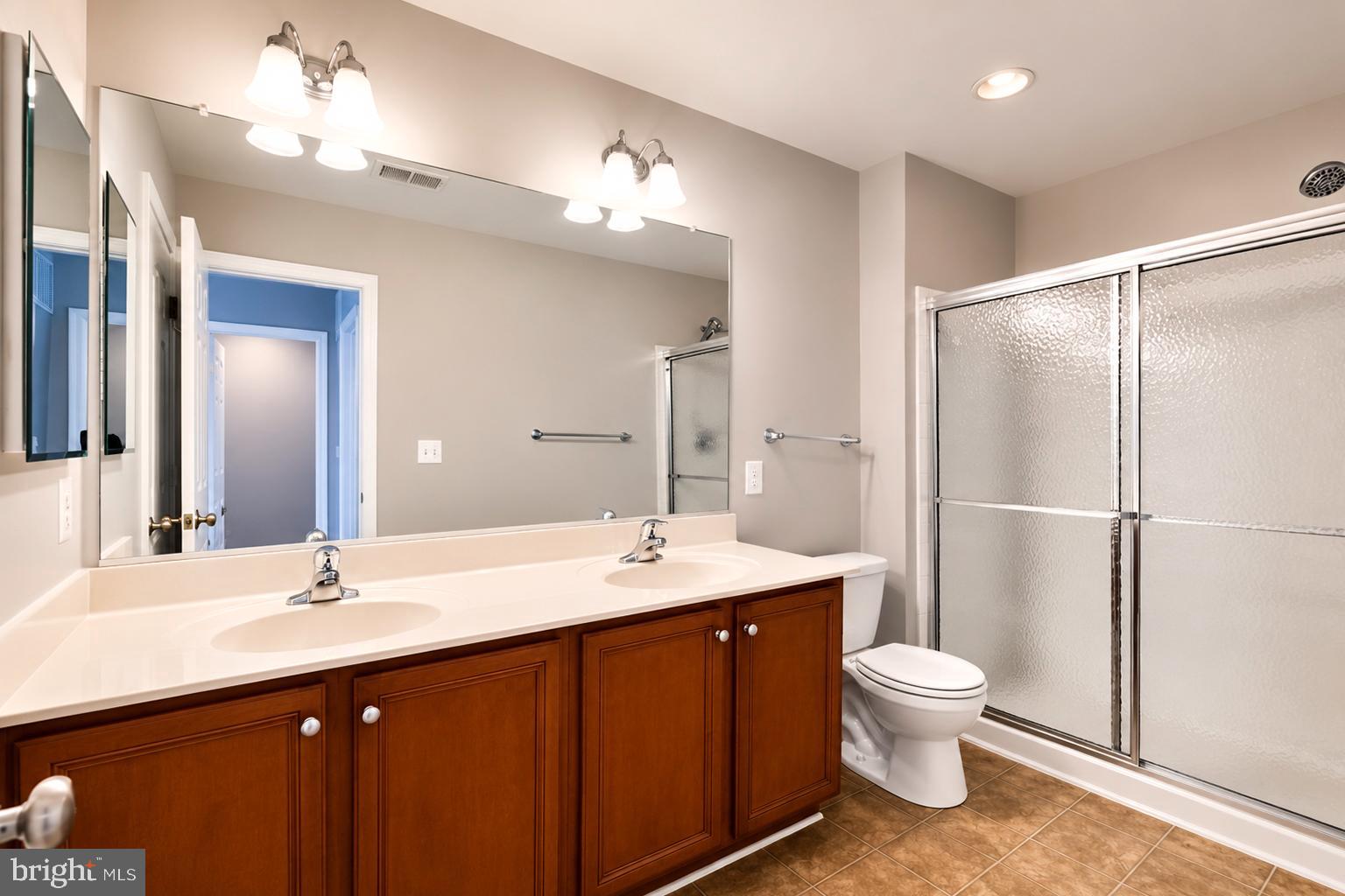 RESERVOIR RIDGE - Residential