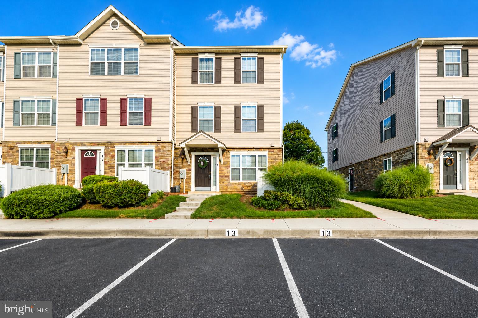 RESERVOIR RIDGE - Residential