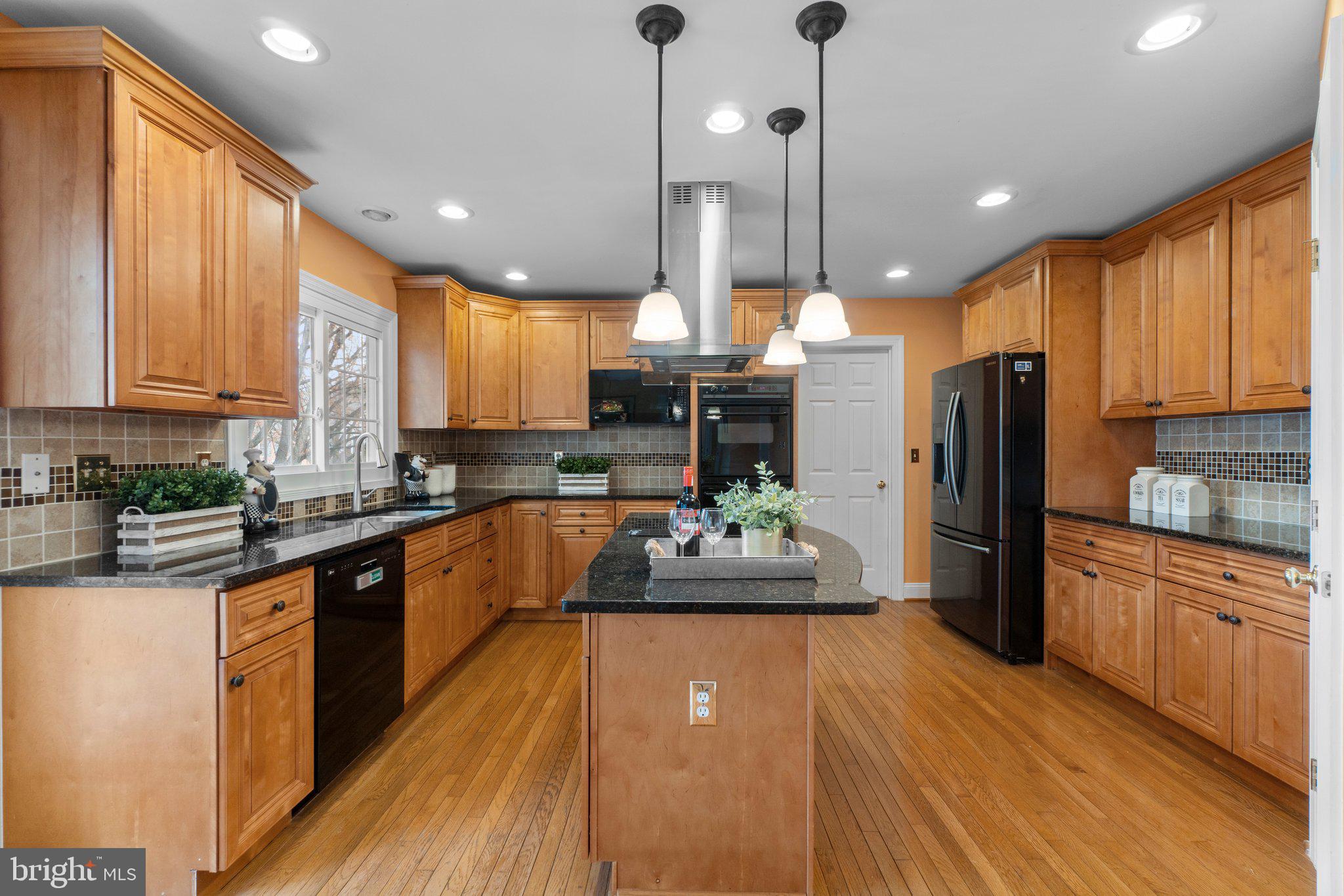 VALLEY GATE - Residential