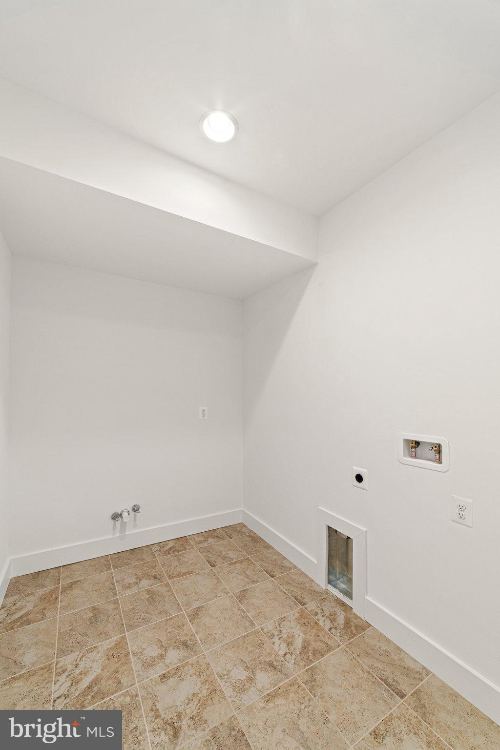 RUCKERS LANGLEY - Residential