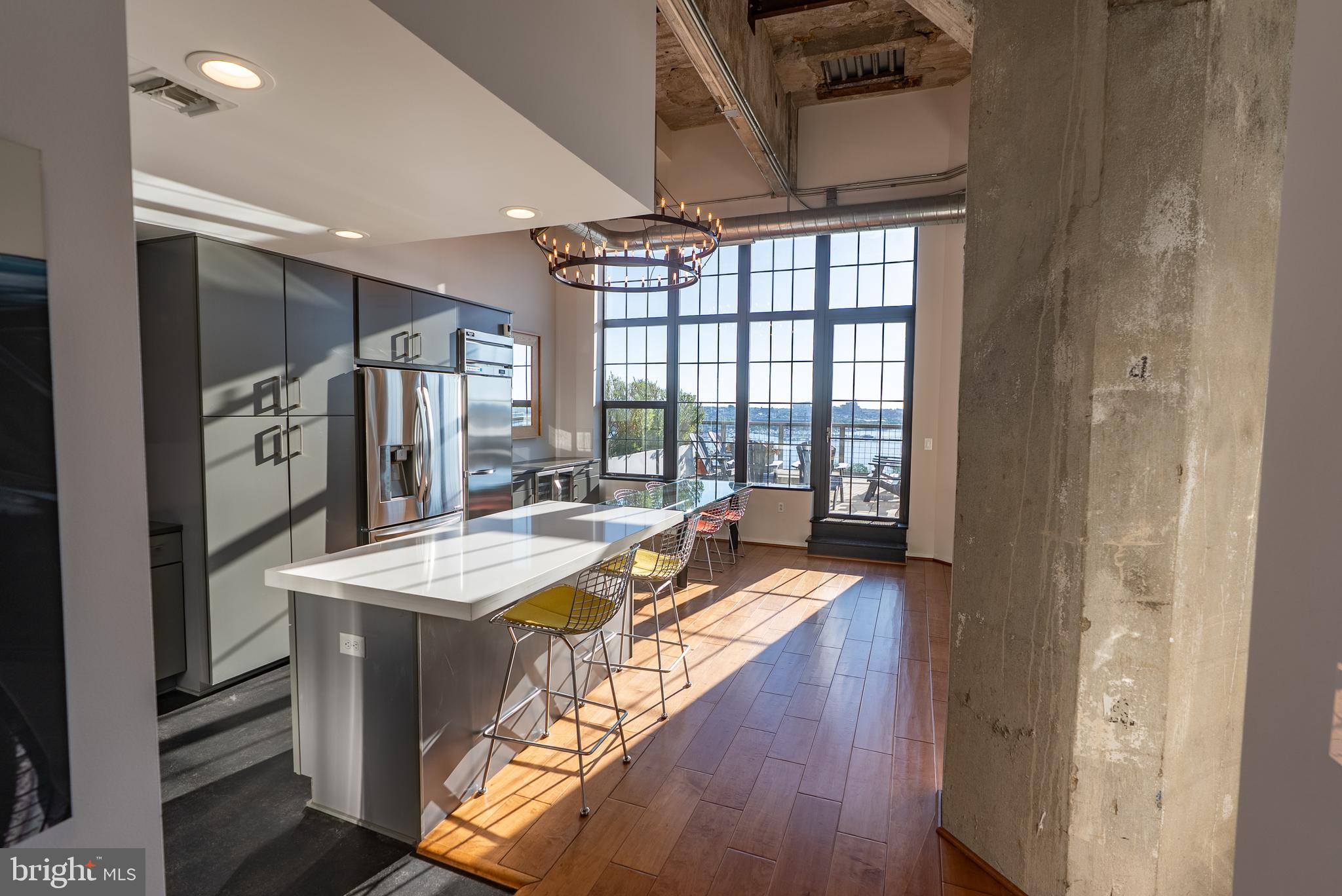 LOCUST POINT - Residential