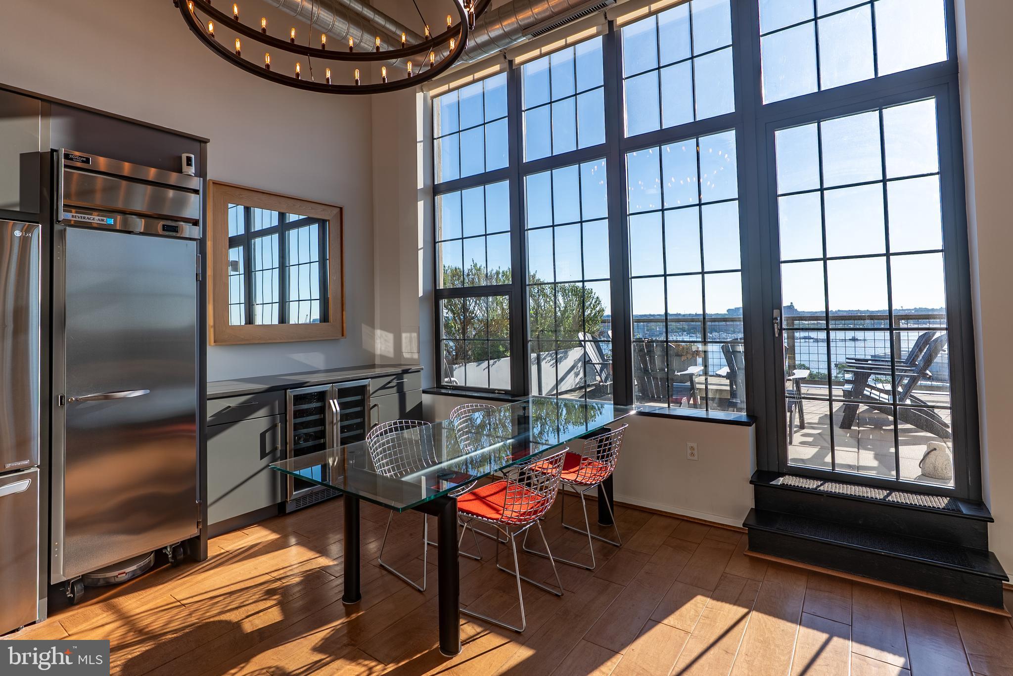 LOCUST POINT - Residential