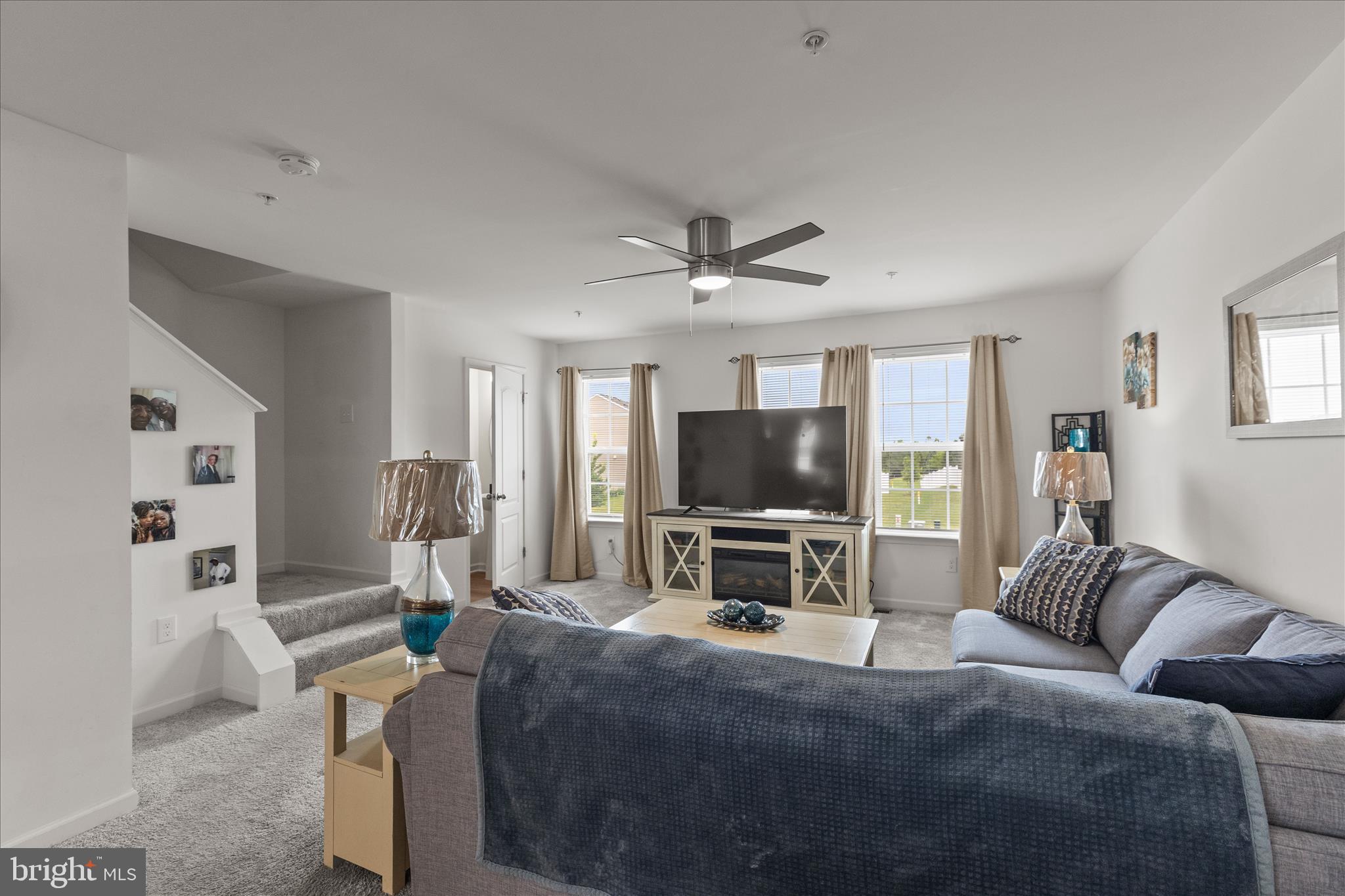 HOMESTEAD ACRES - Residential