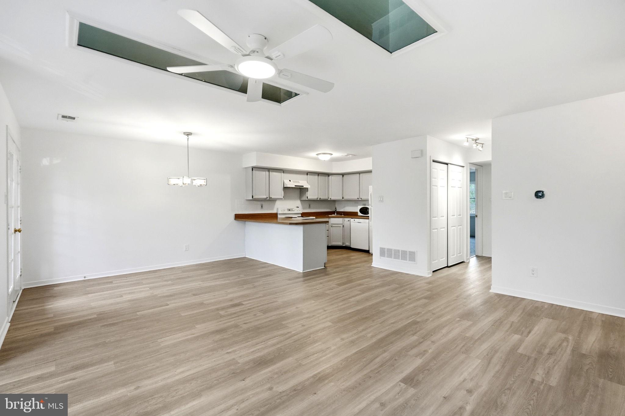 THE CROSSINGS AT EXT - Residential