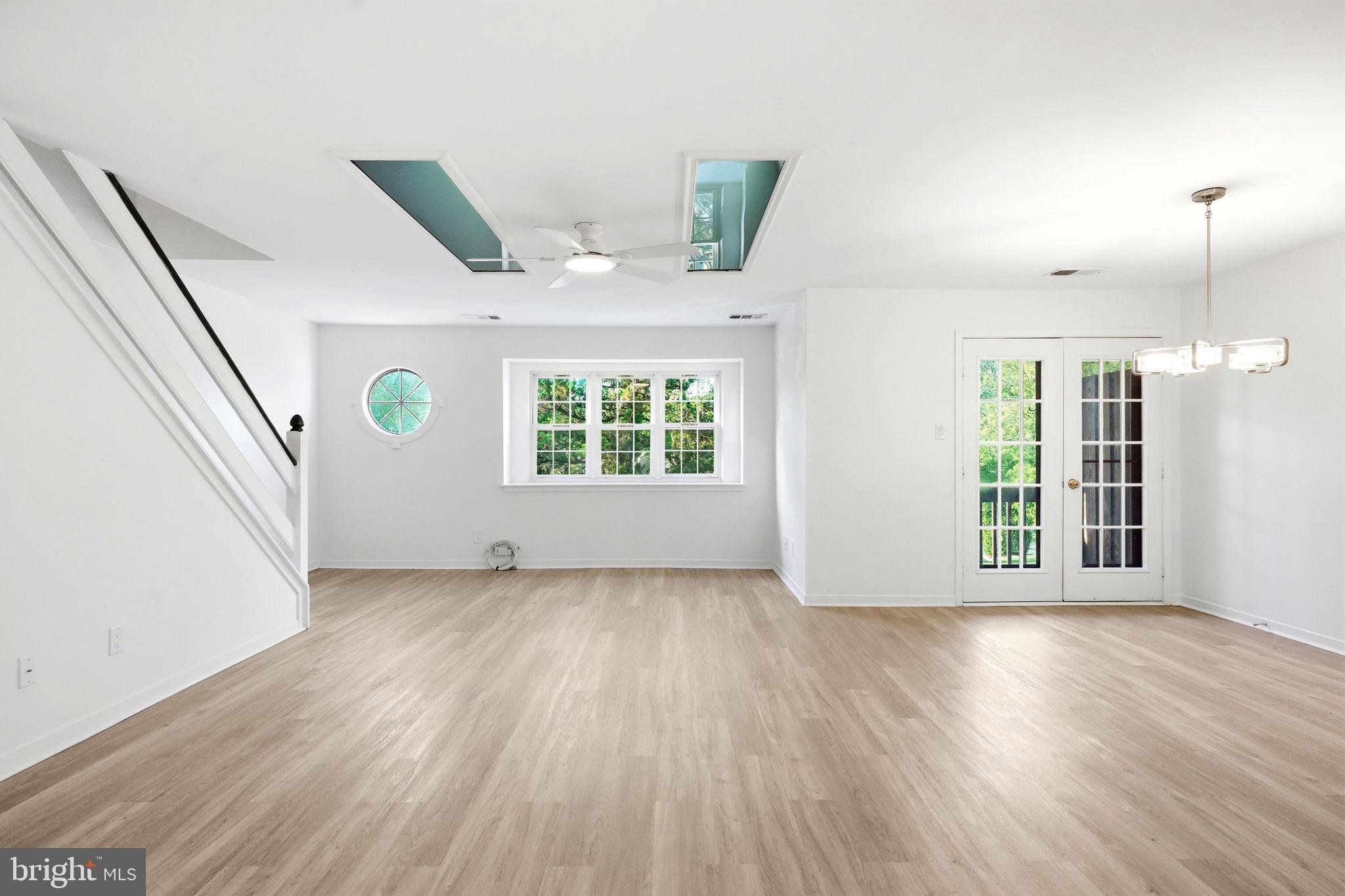 THE CROSSINGS AT EXT - Residential
