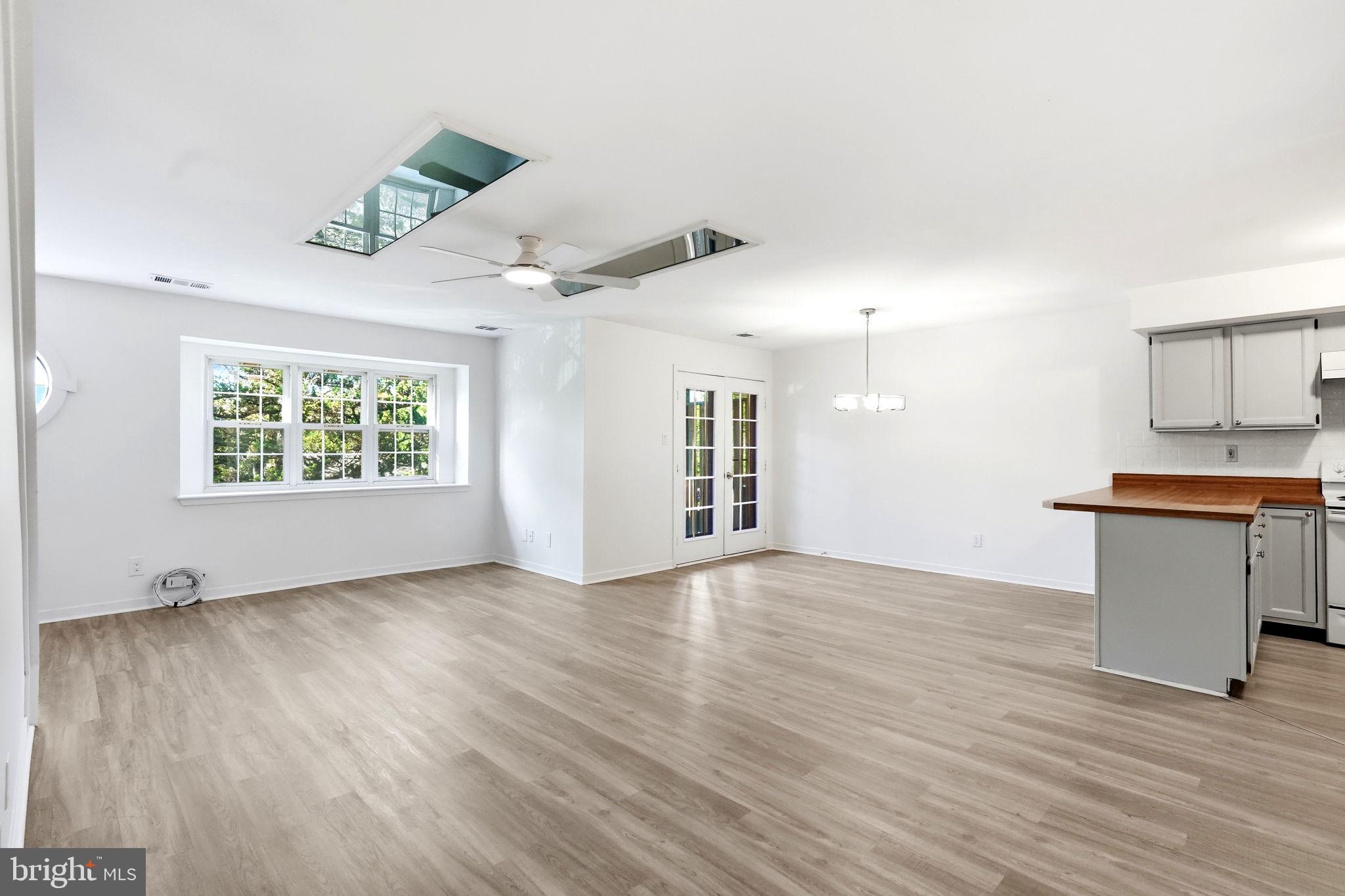 THE CROSSINGS AT EXT - Residential