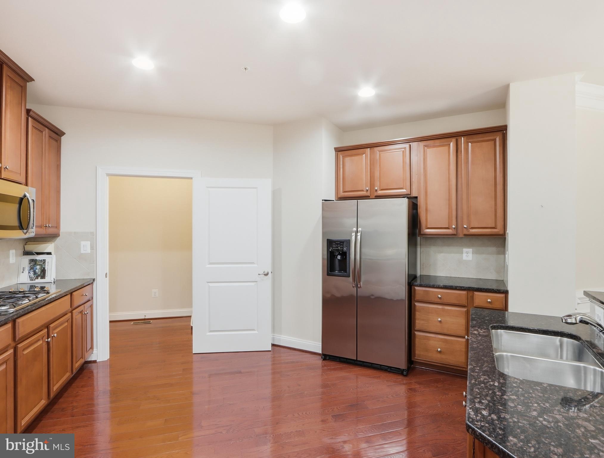 WAVERLY WOODS WEST - Residential