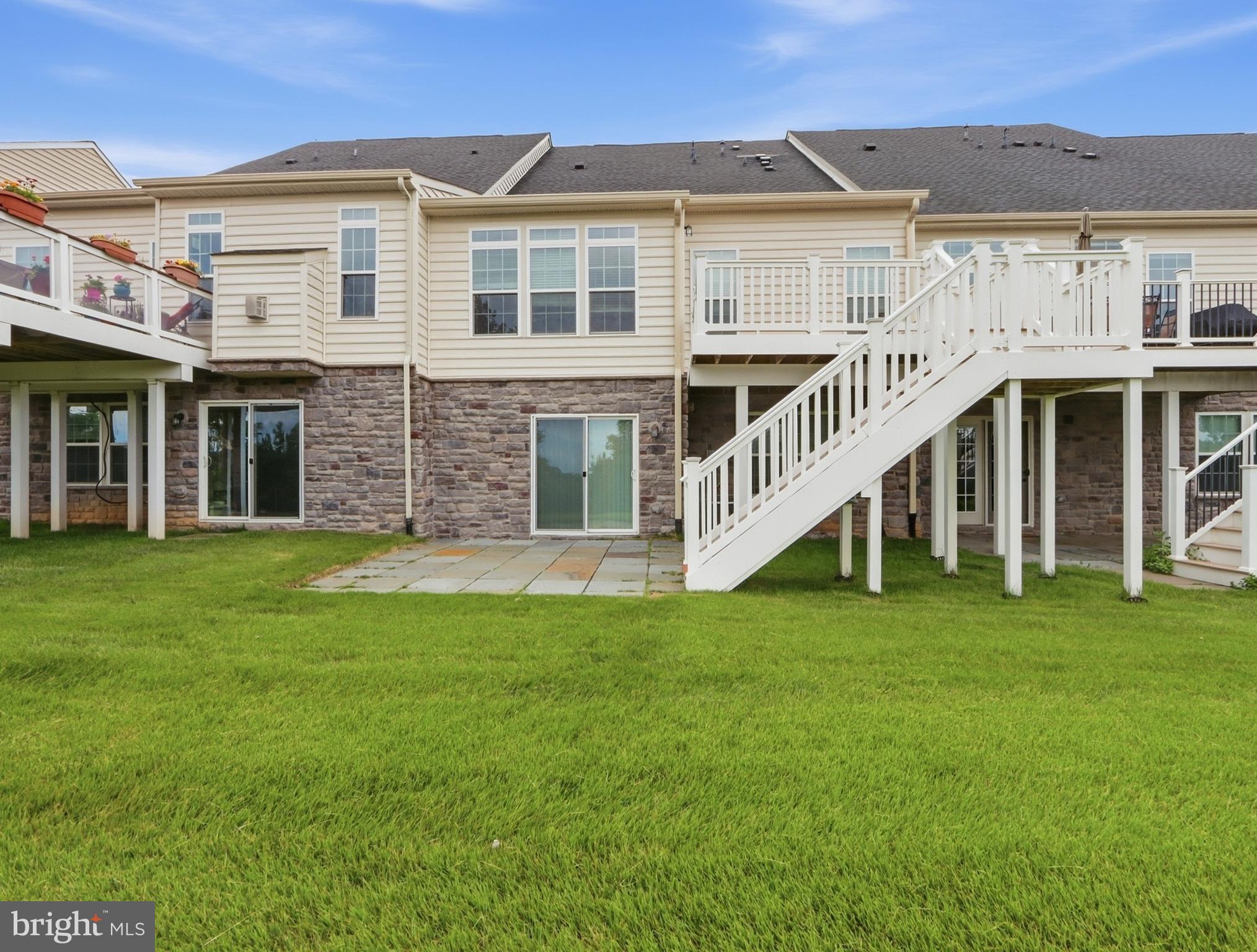 WAVERLY WOODS WEST - Residential