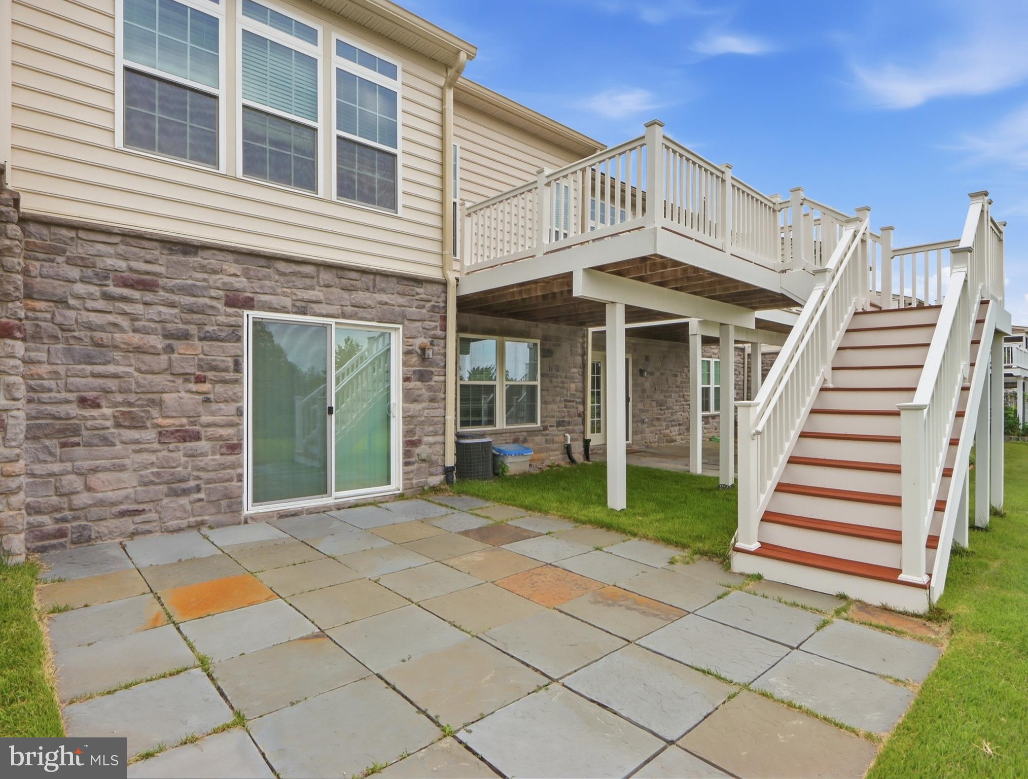 WAVERLY WOODS WEST - Residential