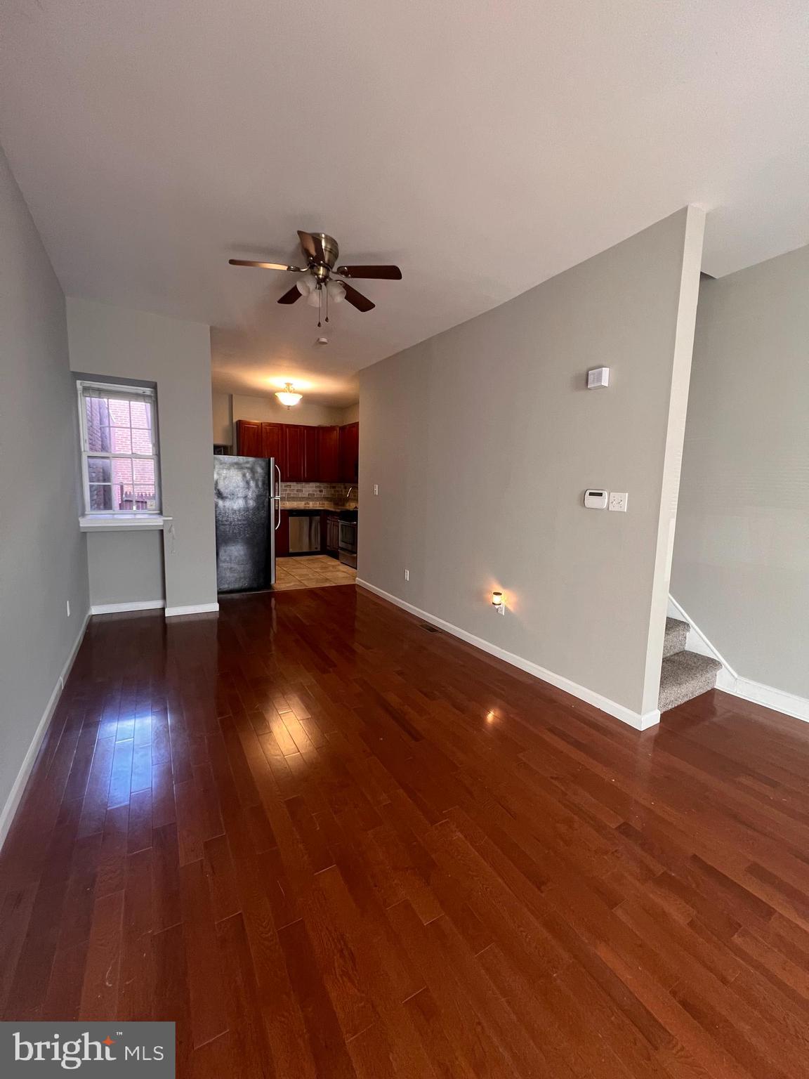 PORT RICHMOND - Residential Lease