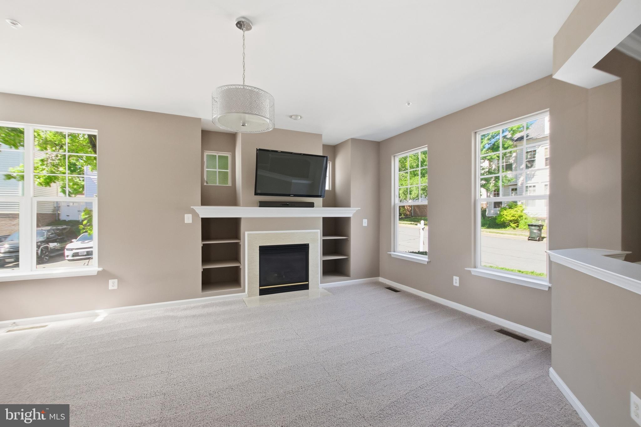 BRAEMAR - Residential
