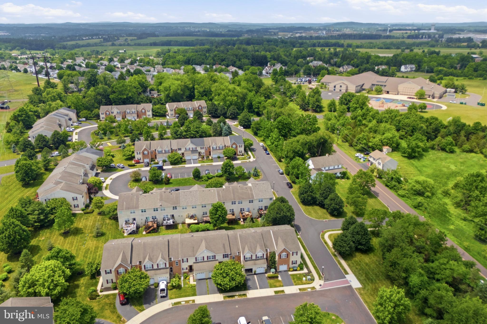 MONROE COURT - Residential