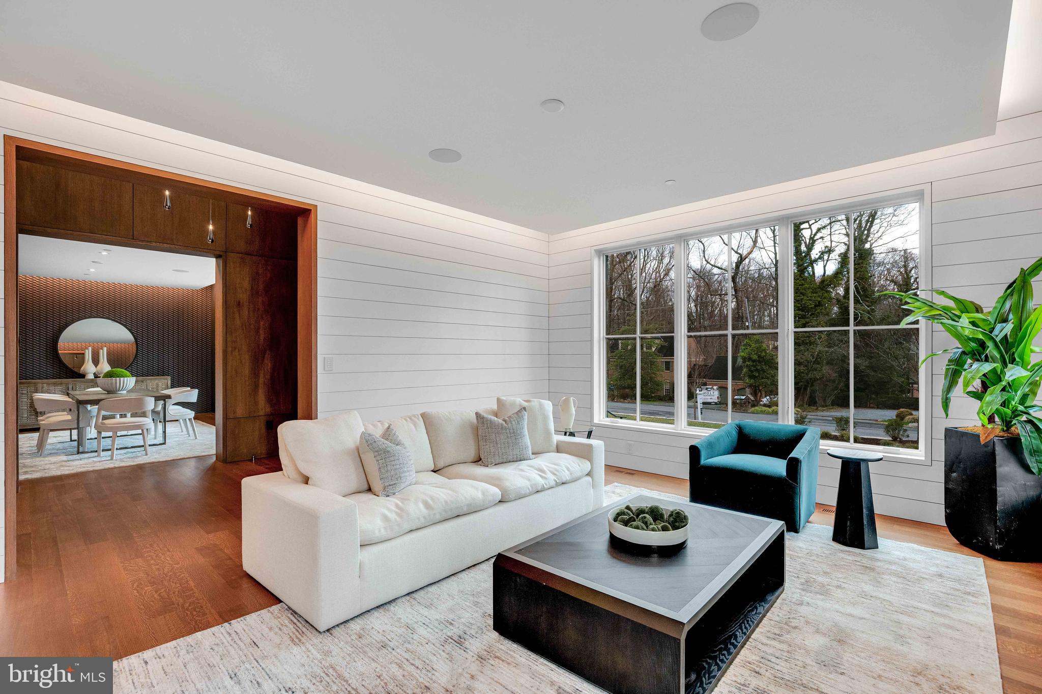LONGWOOD - Residential