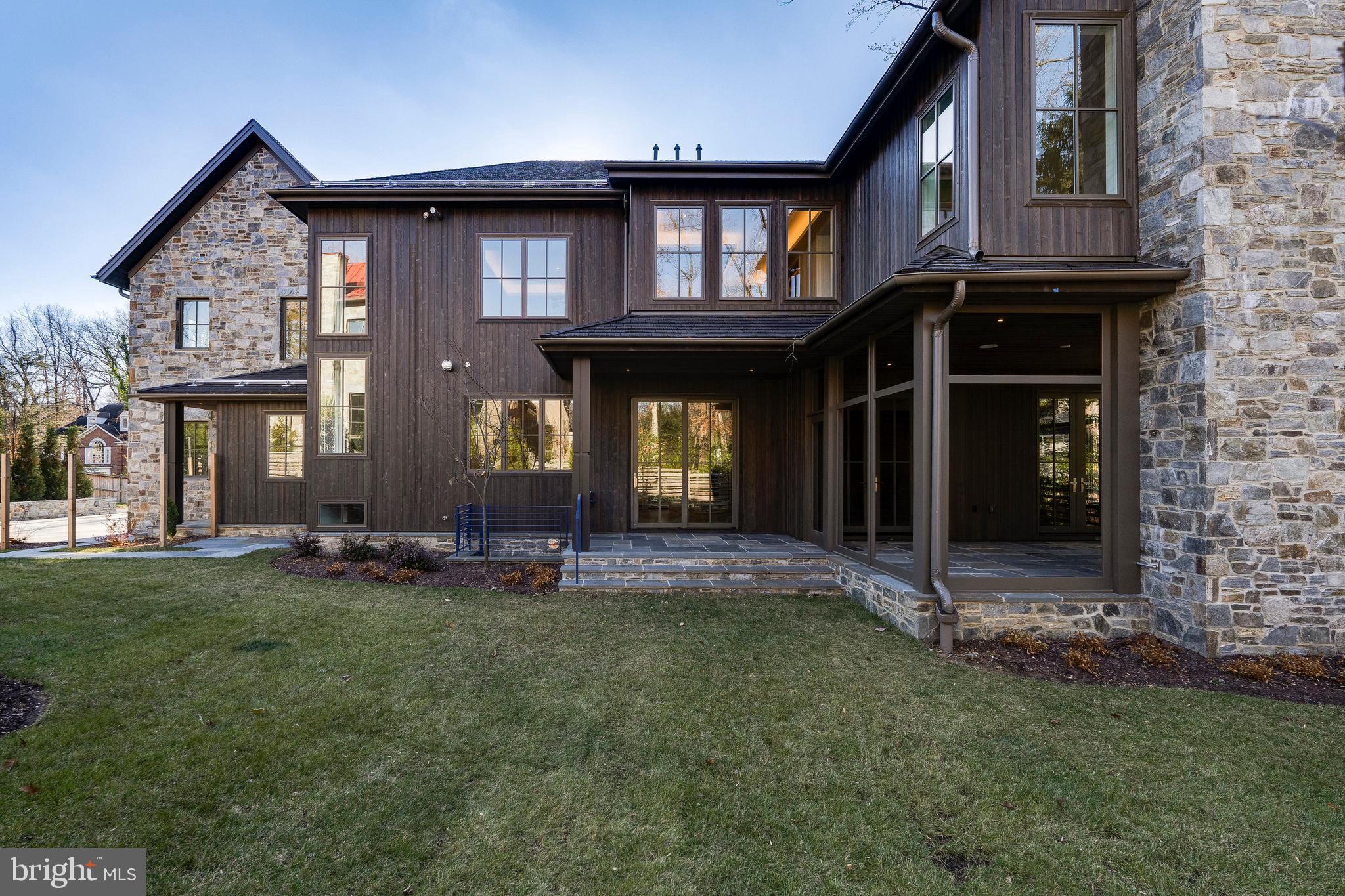 LONGWOOD - Residential