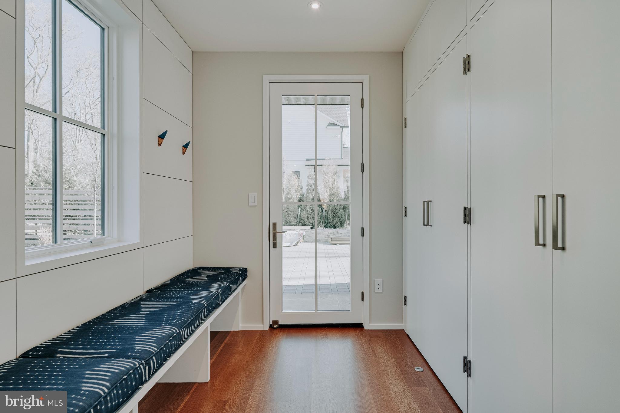 LONGWOOD - Residential