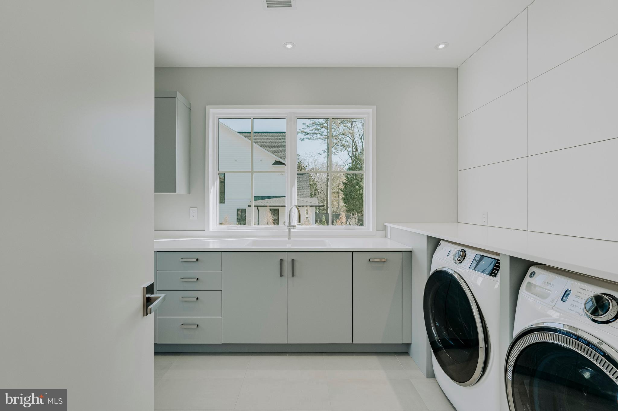 LONGWOOD - Residential