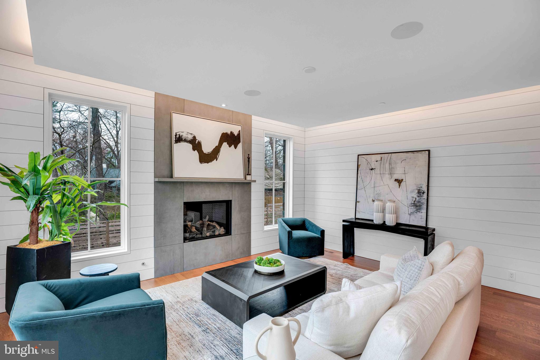 LONGWOOD - Residential