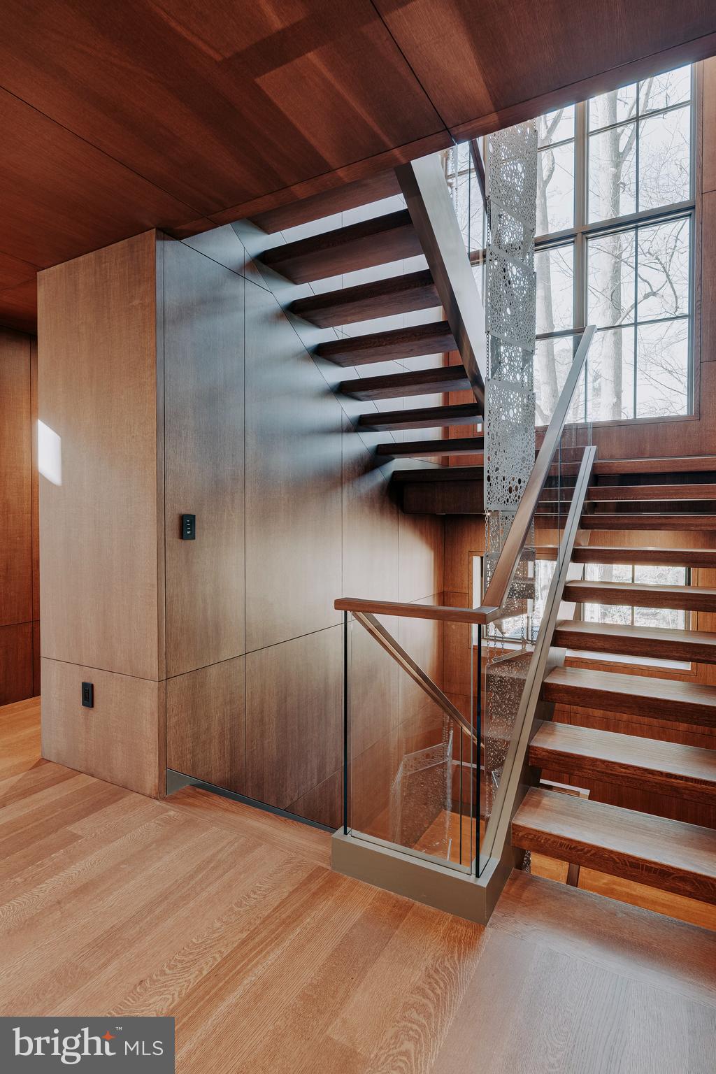 LONGWOOD - Residential
