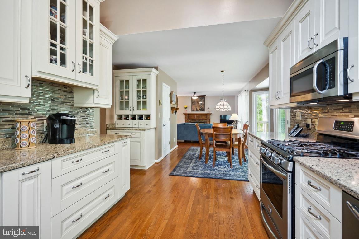 GRANDSTAFF WOODS - Residential