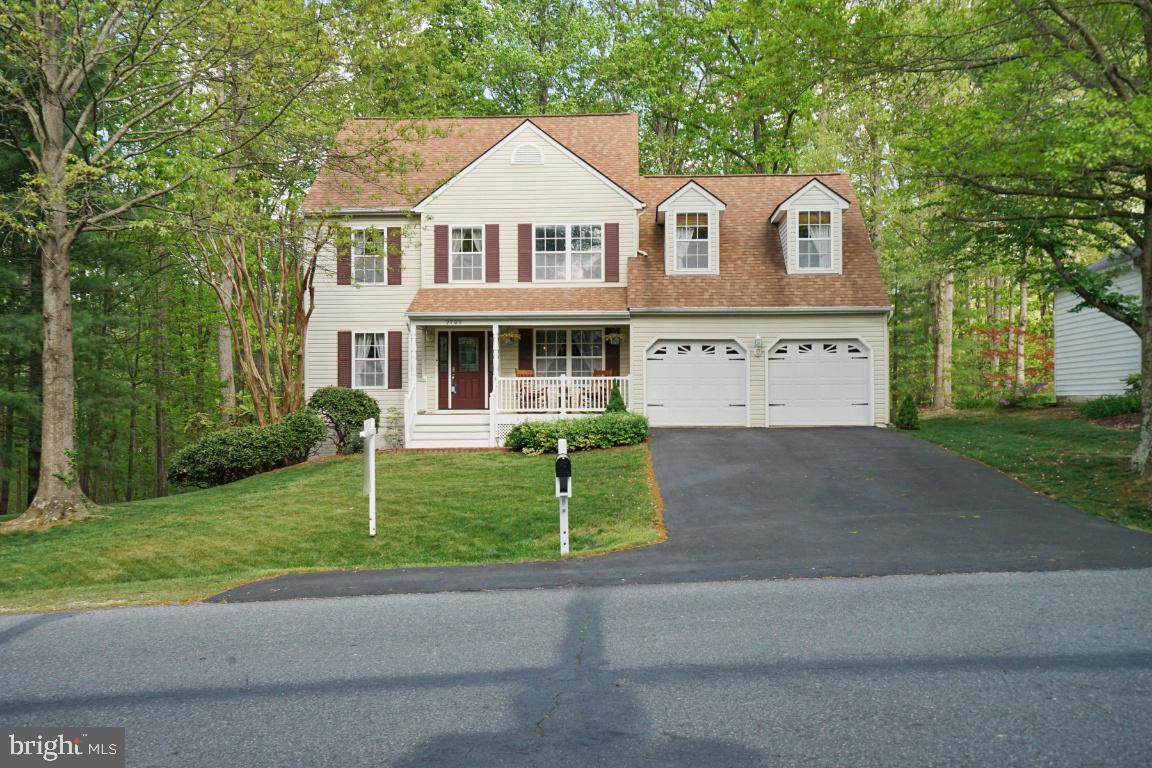 GRANDSTAFF WOODS - Residential