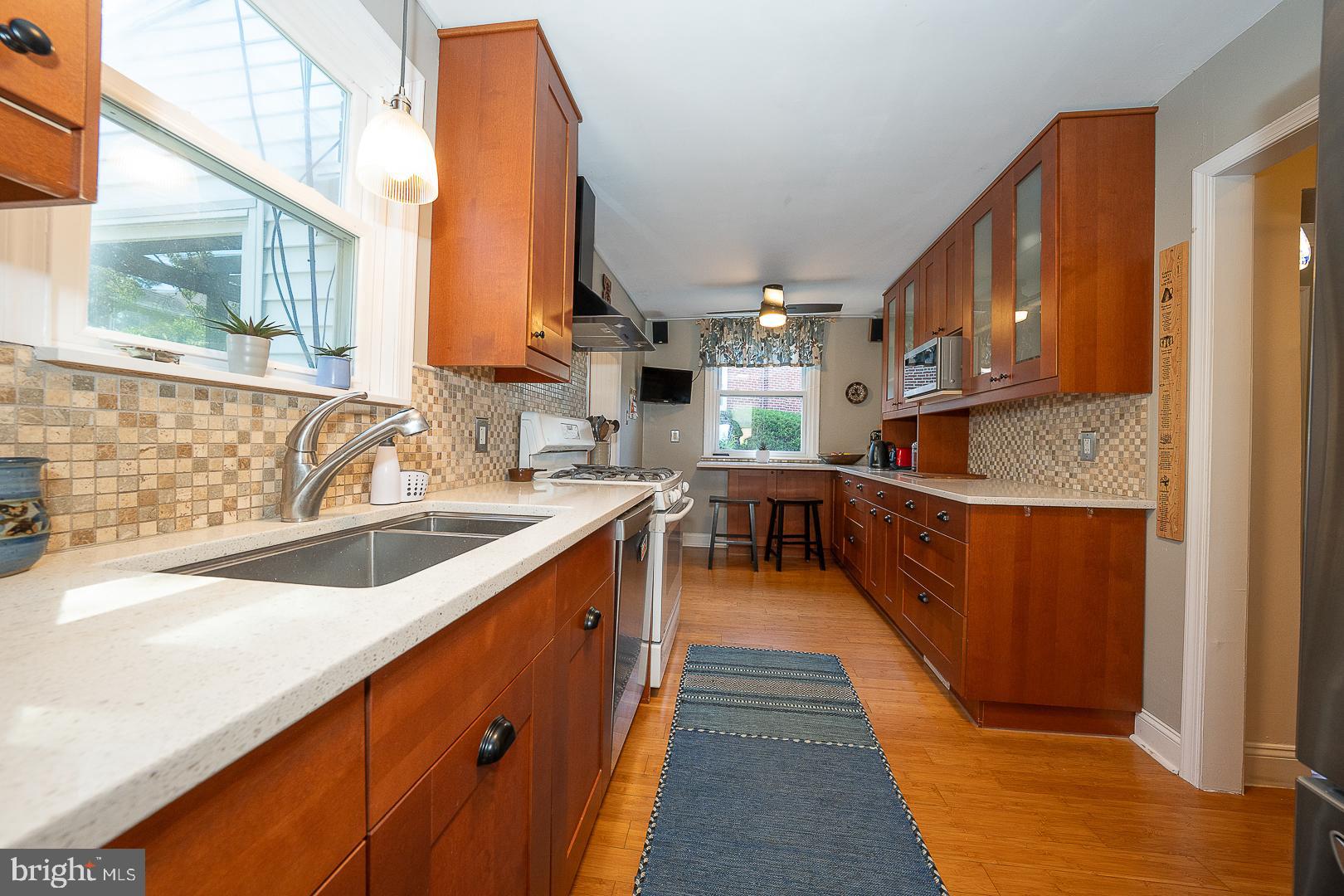 WOODMERE PARK - Residential