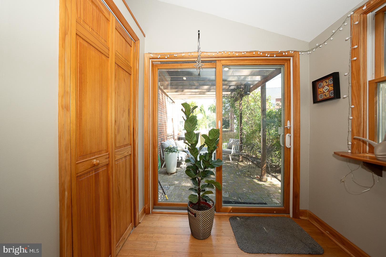 WOODMERE PARK - Residential
