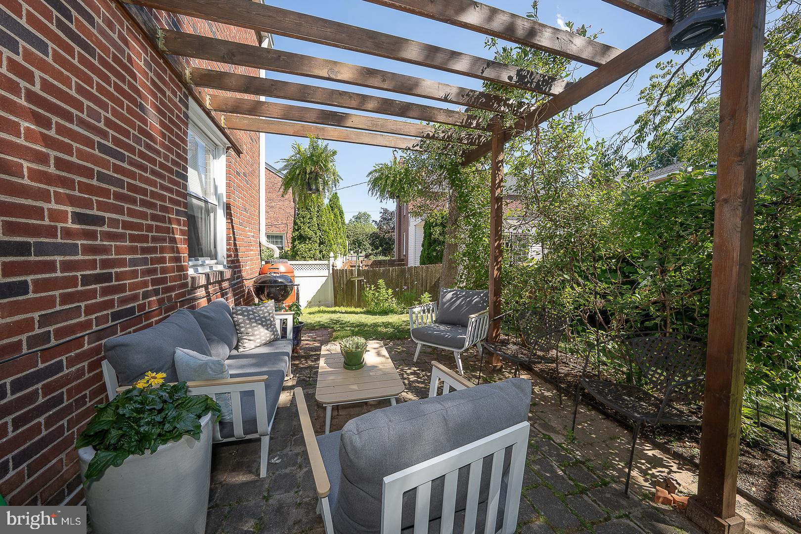 WOODMERE PARK - Residential