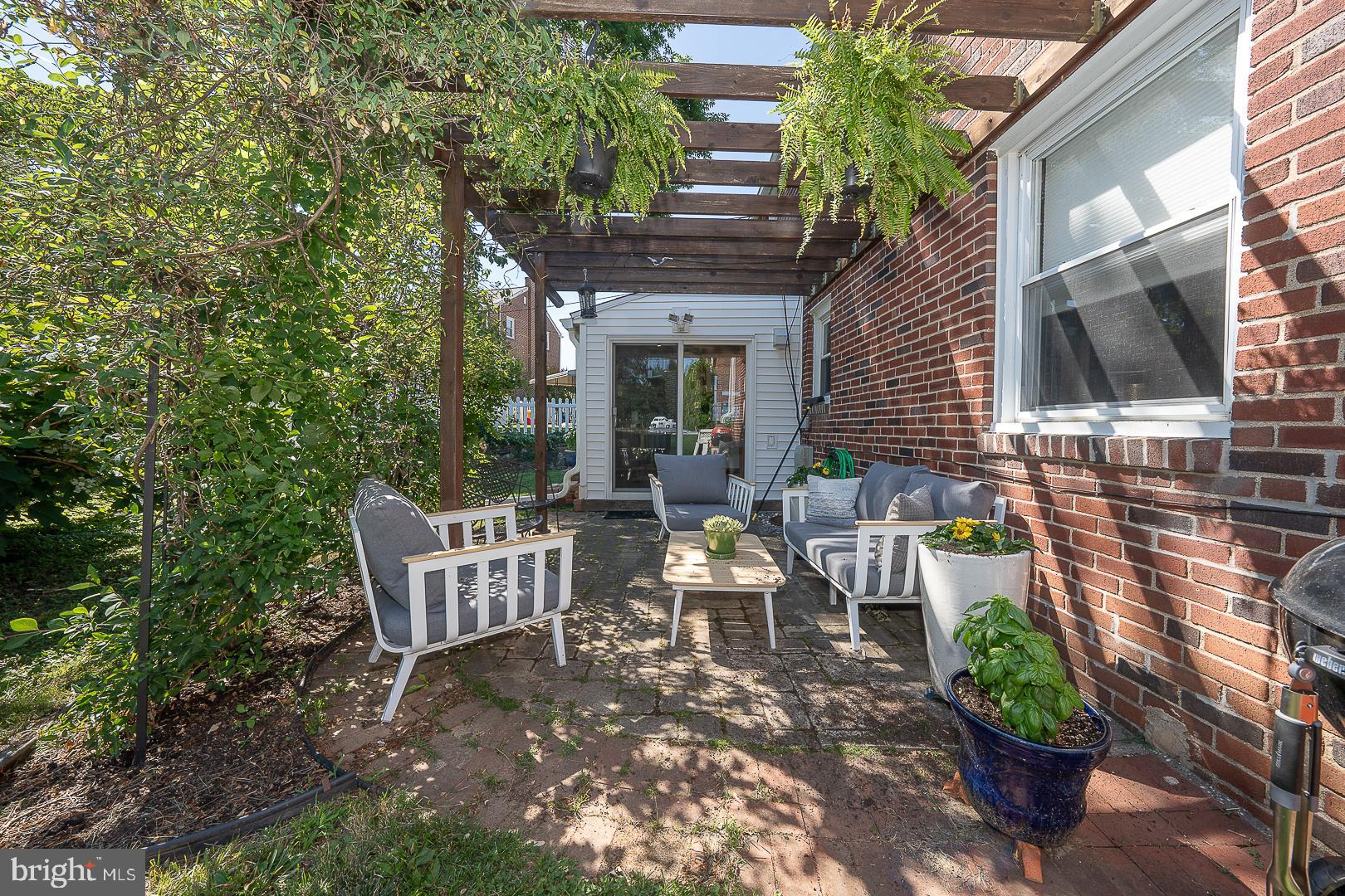 WOODMERE PARK - Residential