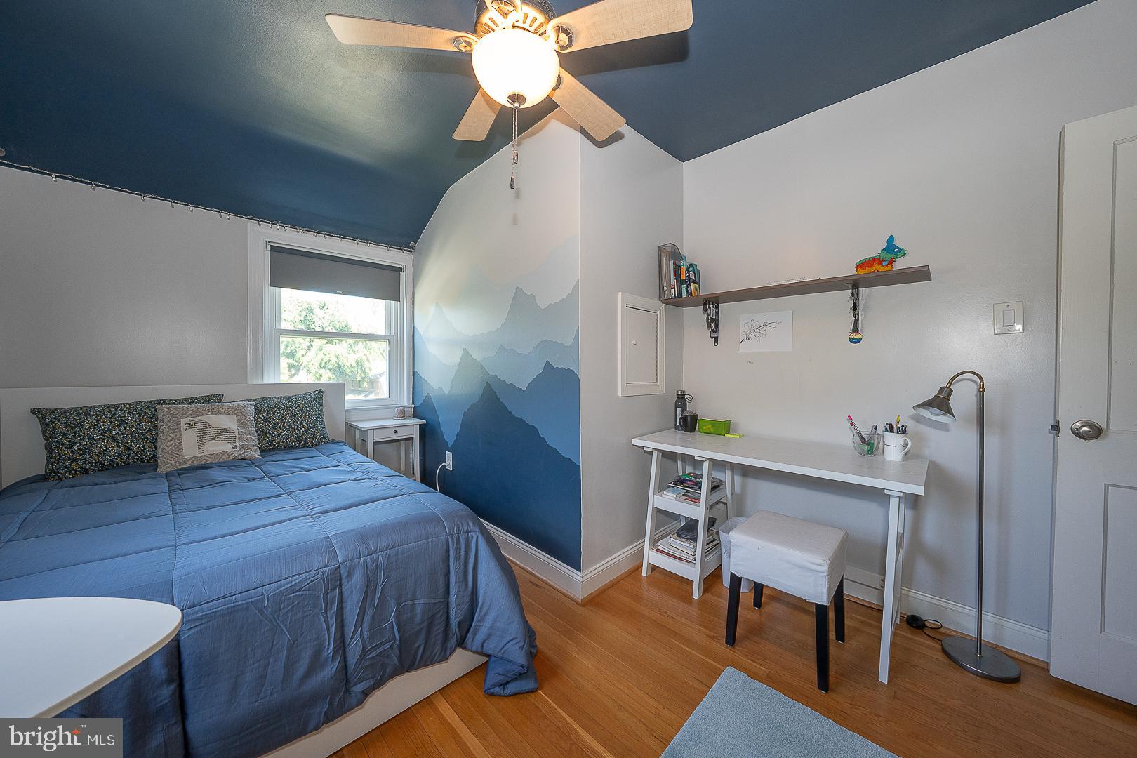 WOODMERE PARK - Residential